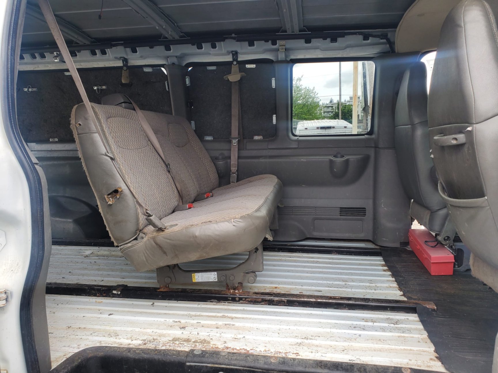 /joemotorltd1/2003-GMC-SavanaPassenger-5274500991955648.jpg