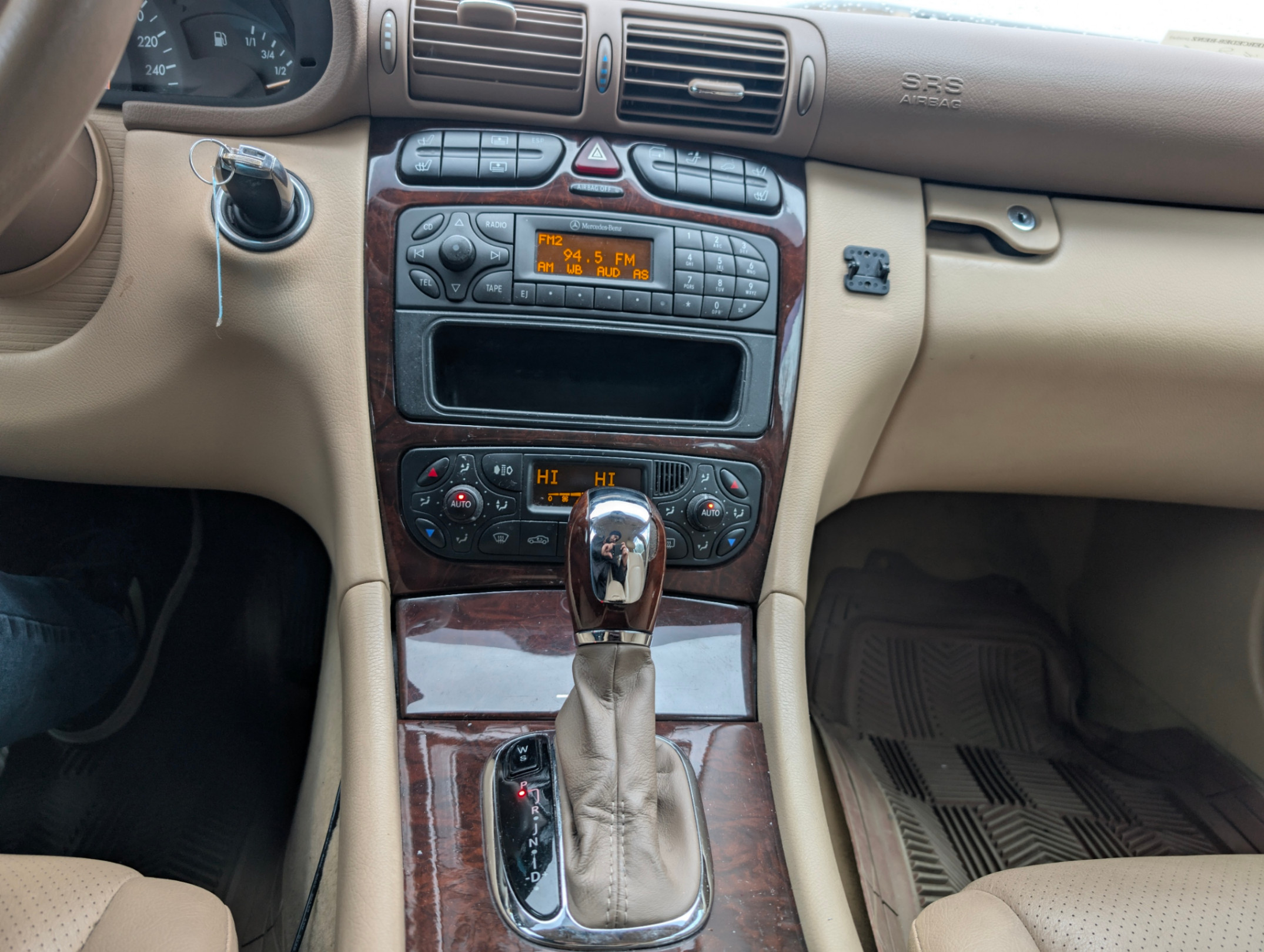 /joemotorltd1/2003-Mercedes-Benz-C-Class-5987784078723966.jpg