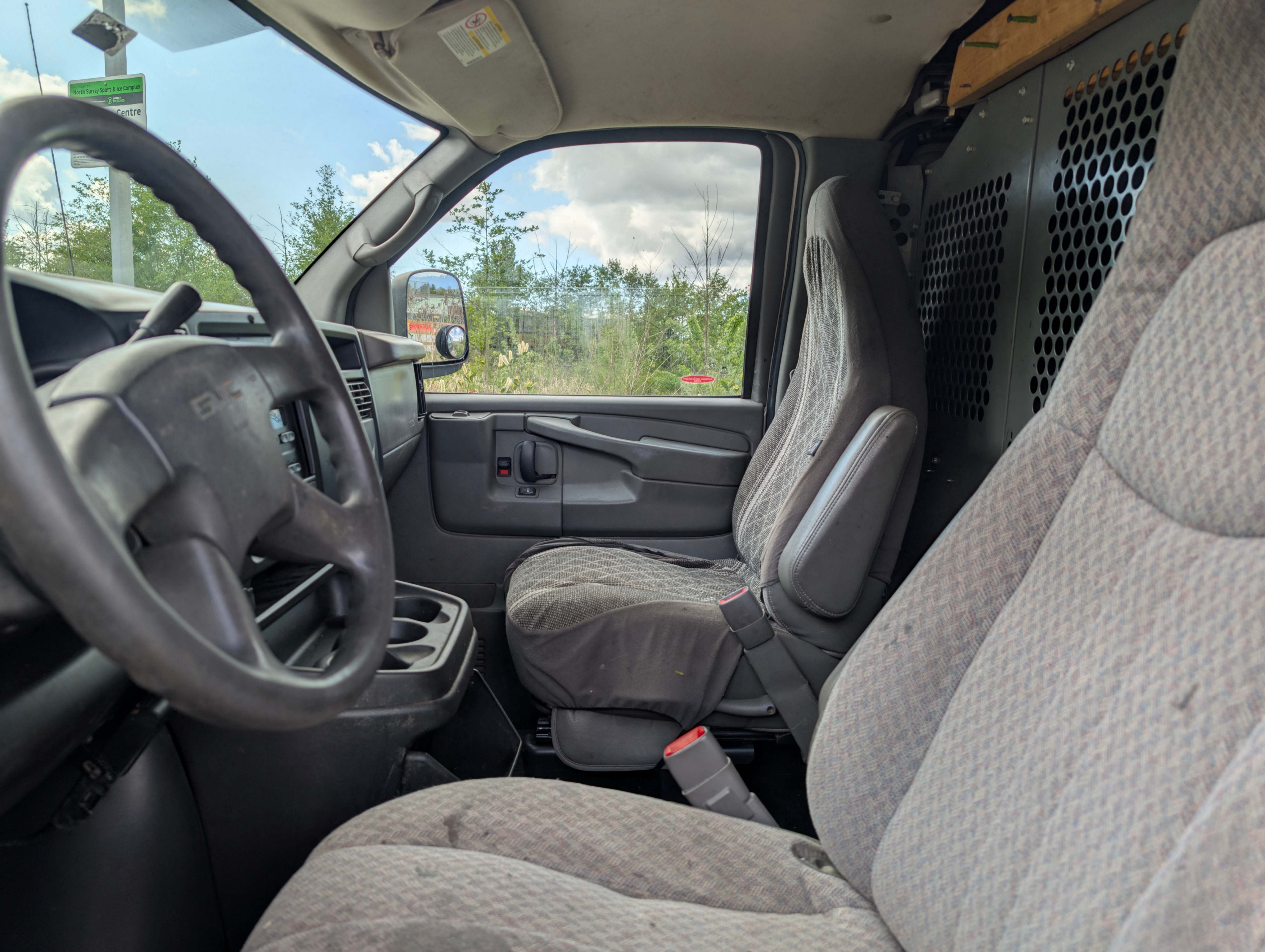 /joemotorltd1/2006-GMC-Savana-2021211716317517.jpg