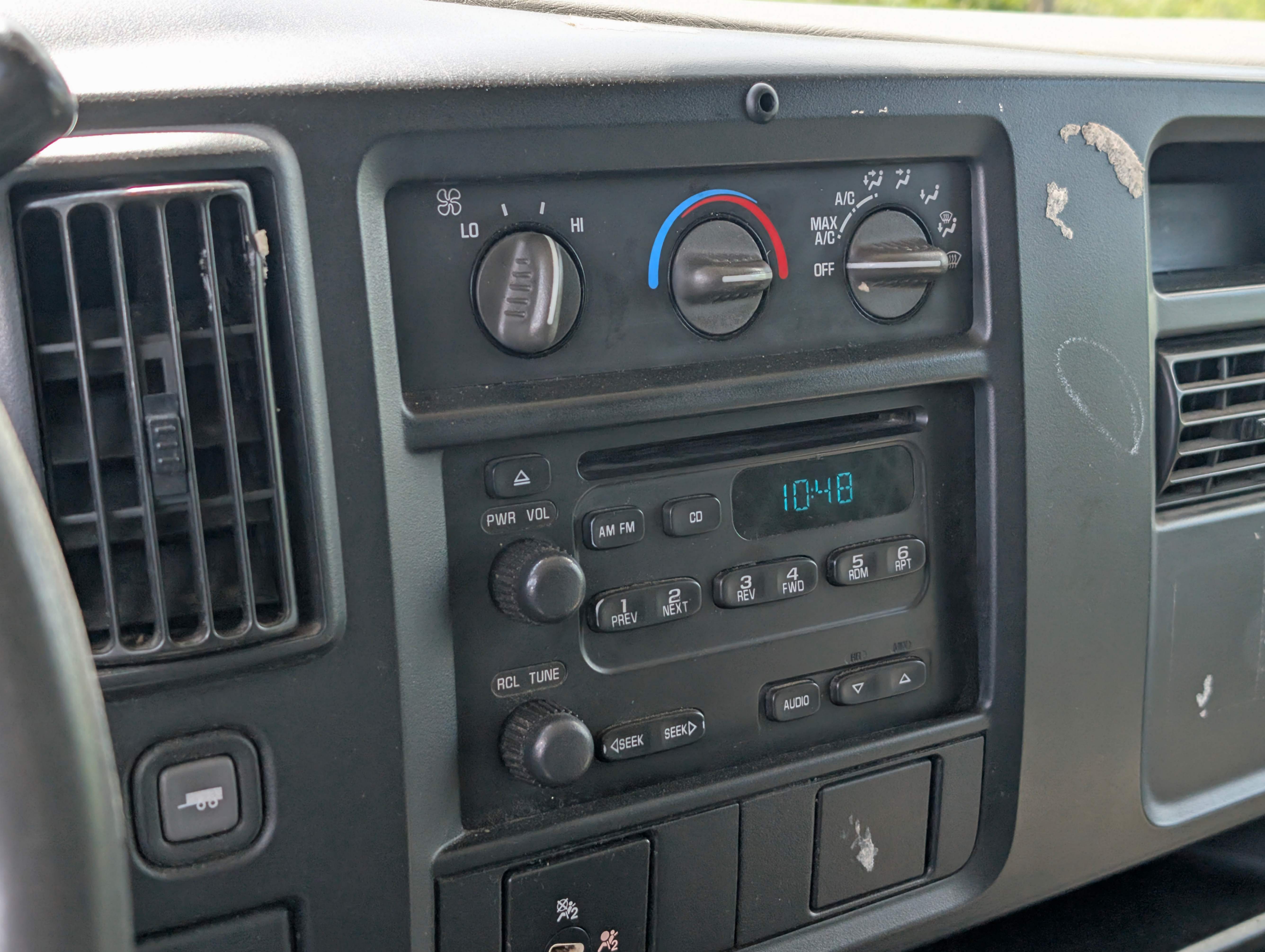 /joemotorltd1/2006-GMC-Savana-8628089755226762.jpg