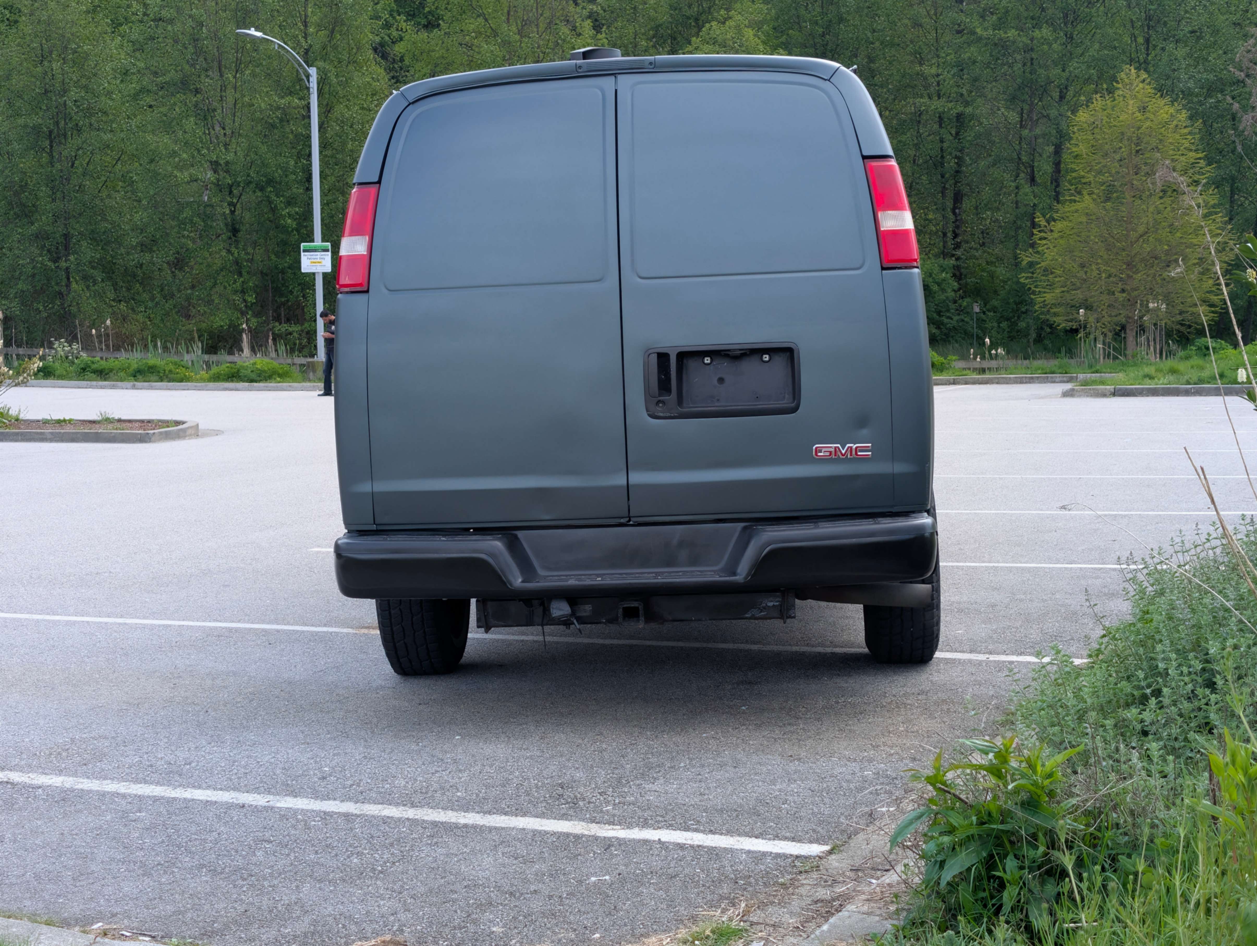 /joemotorltd1/2006-GMC-Savana-9221057370774752.jpg