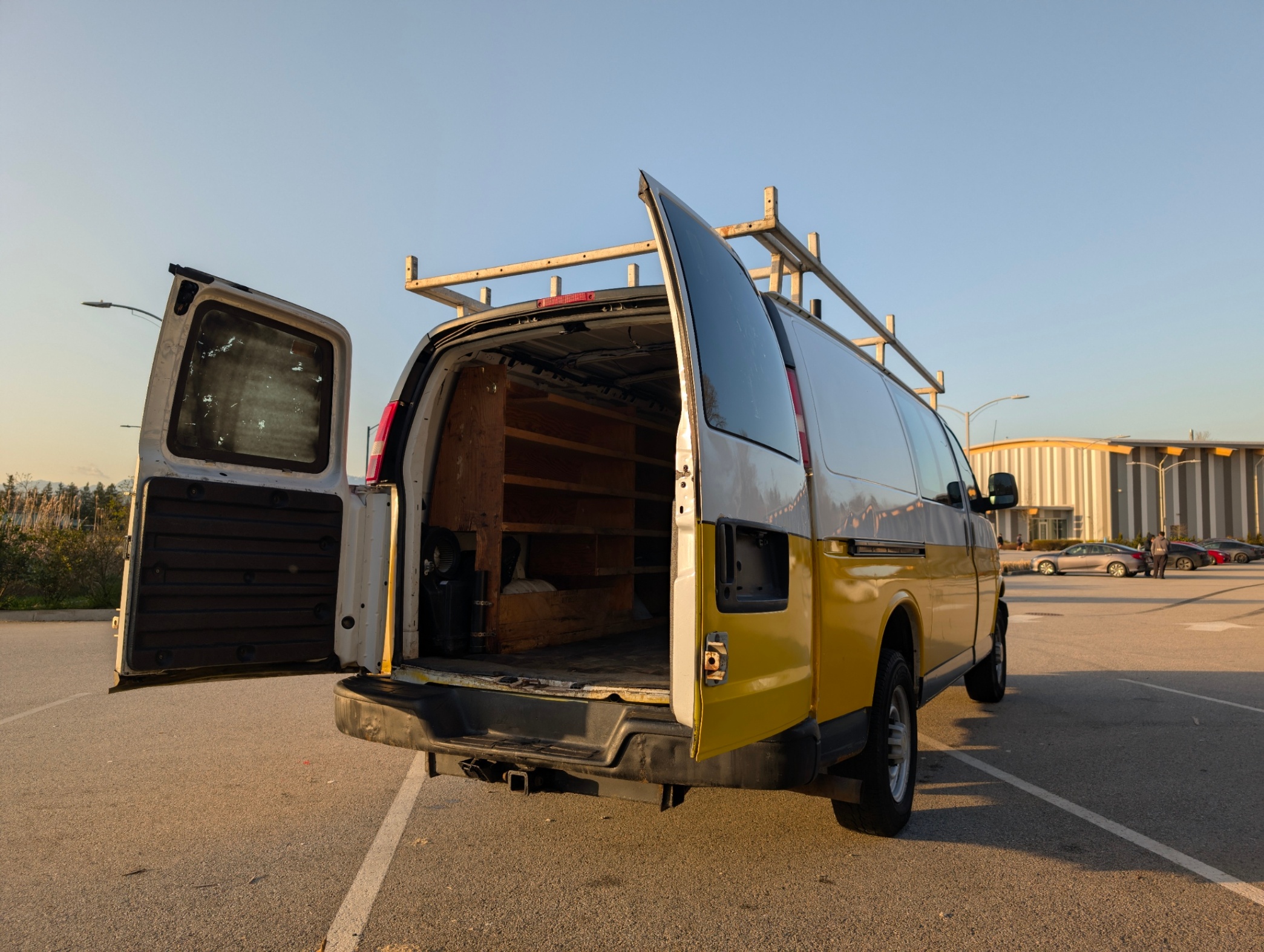 /joemotorltd1/2008-Chevrolet-Express-06953915776282216.jpg