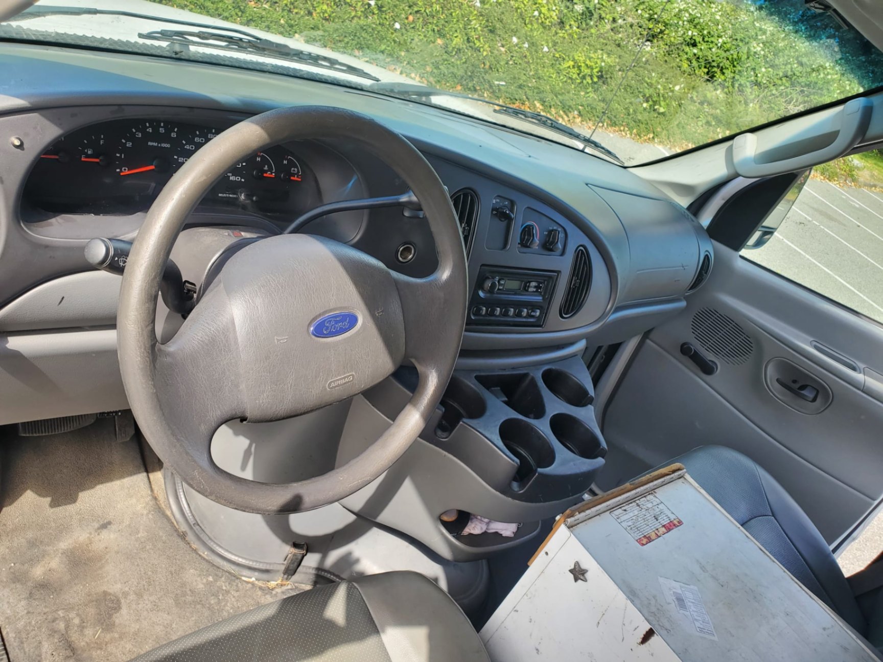 /joemotorltd1/2008-Ford-EconolineCargo-08249378089166948.jpg