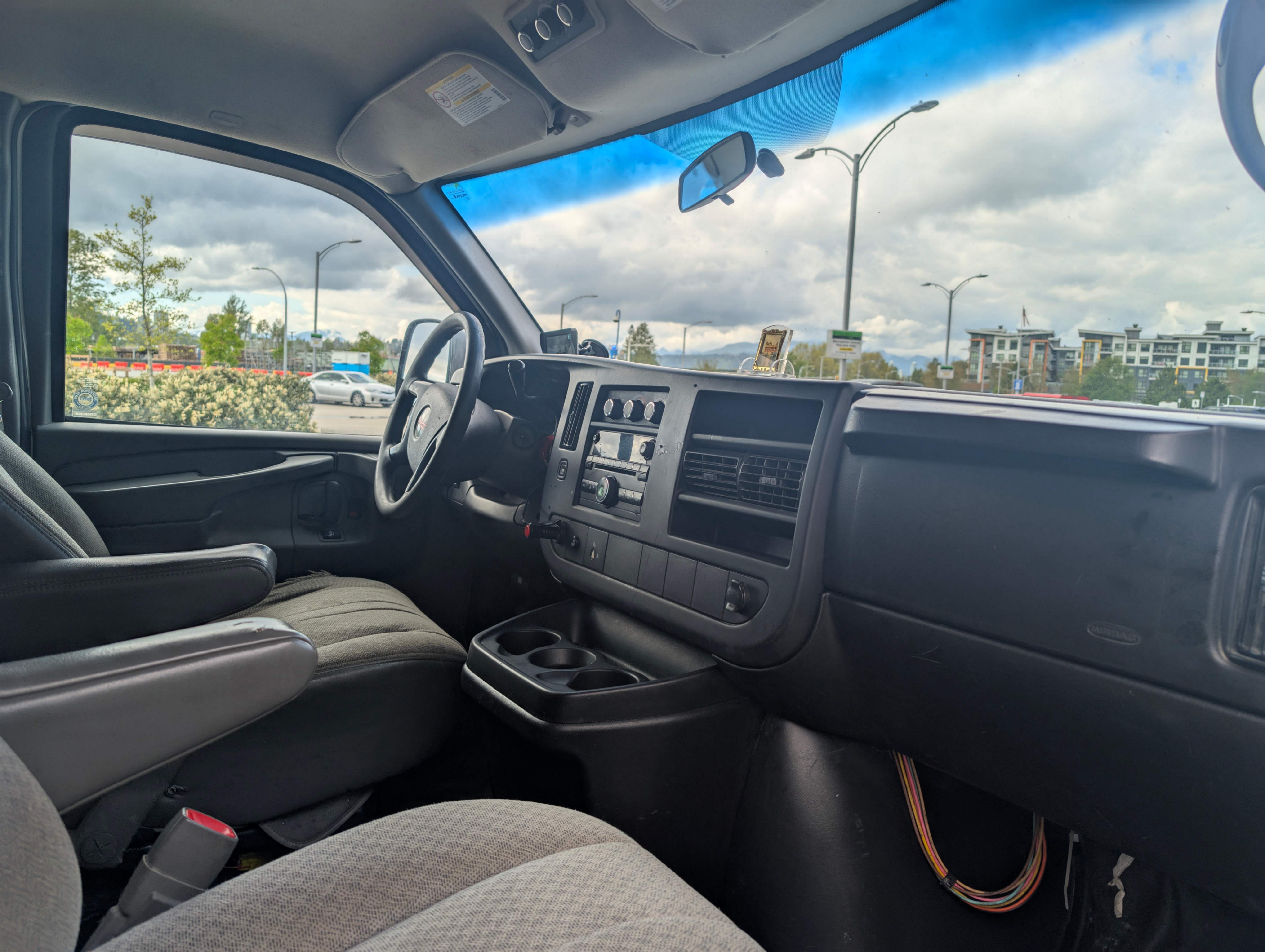 /joemotorltd1/2008-GMC-SavanaPassenger-49719767641655754.jpg