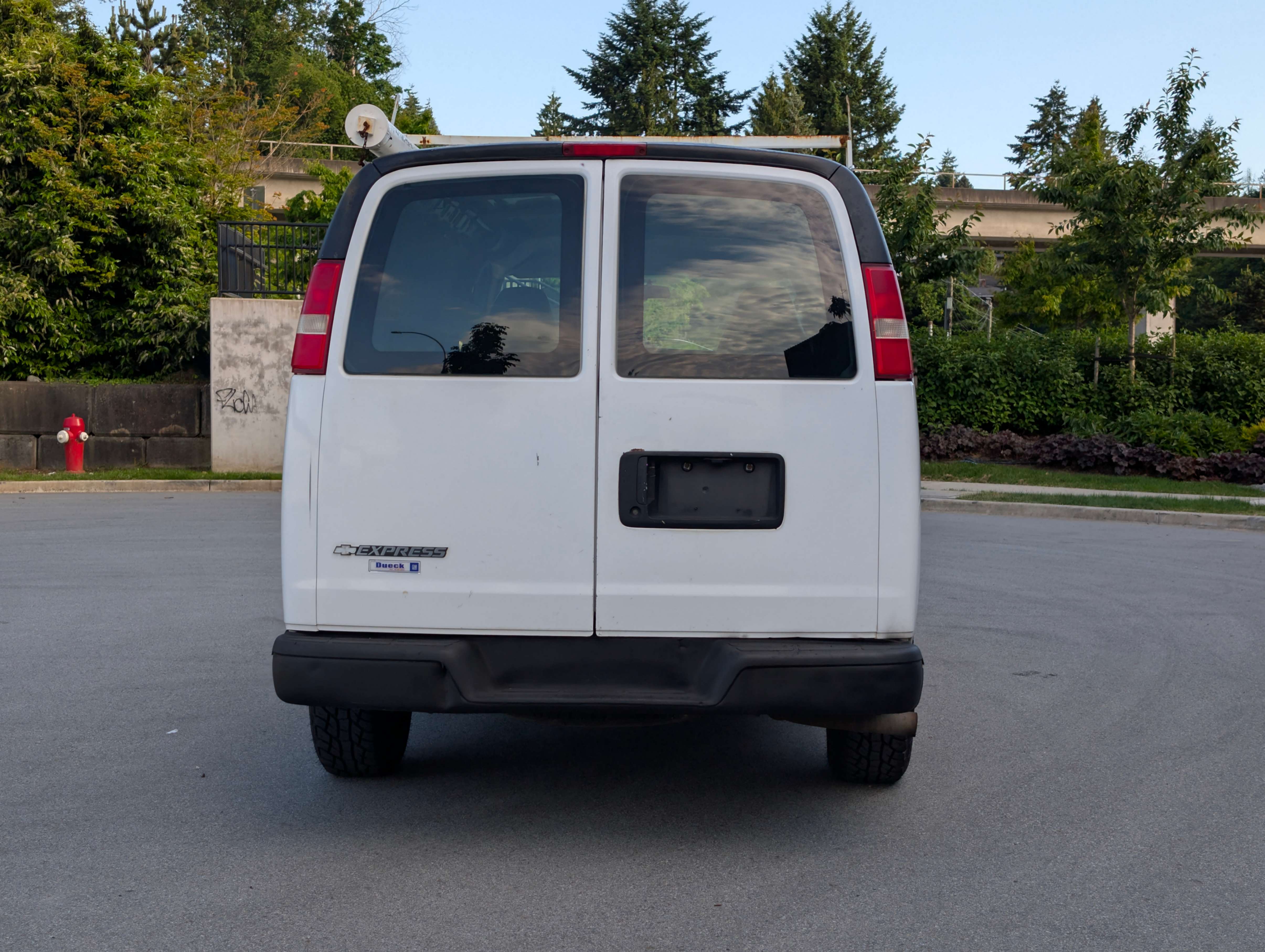 /joemotorltd1/2009-Chevrolet-Express-7595537060326303.jpg