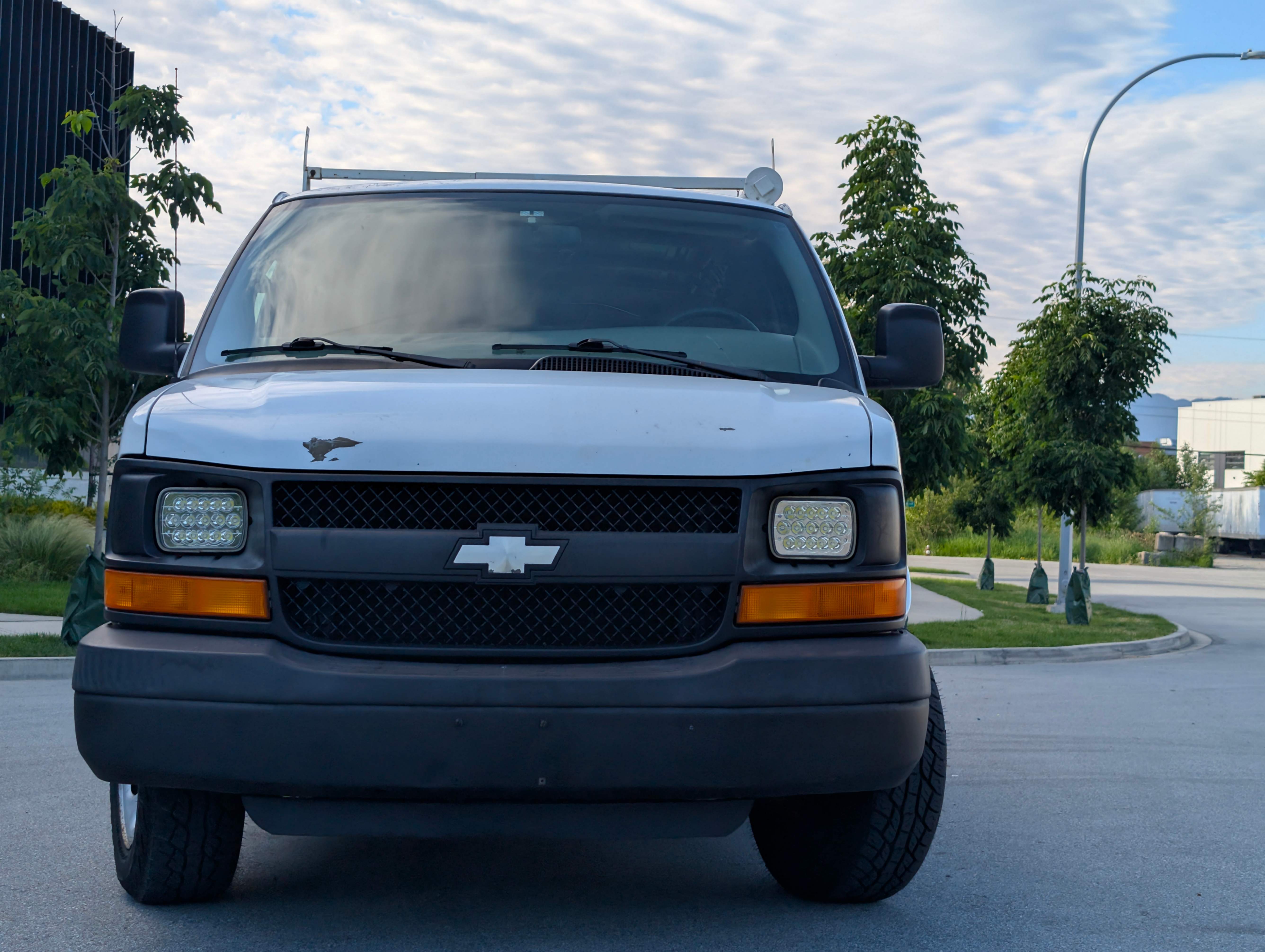 /joemotorltd1/2009-Chevrolet-Express-9963878272360711.jpg