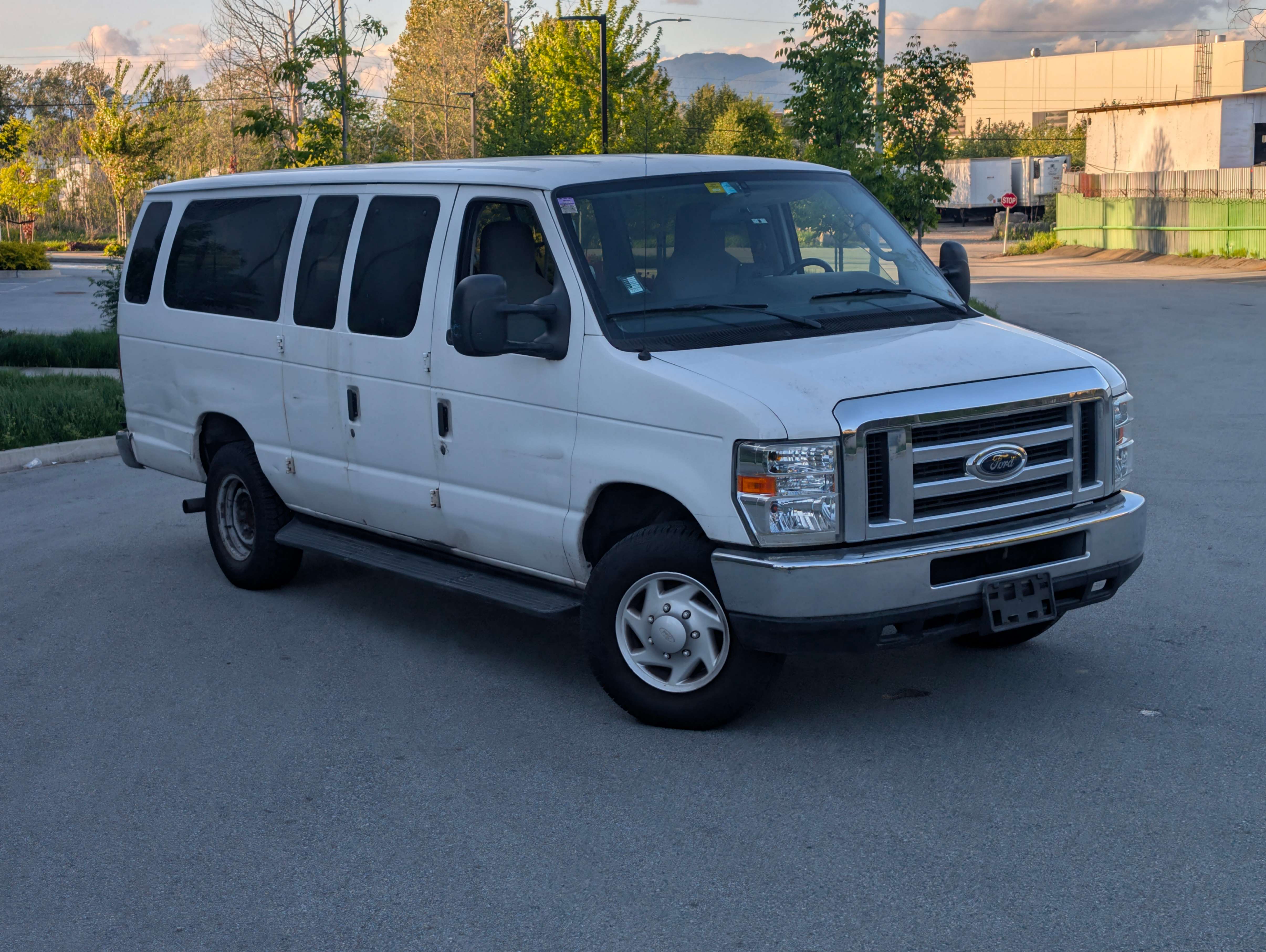/joemotorltd1/2009-Ford-Econoline-6641562547036055.jpg