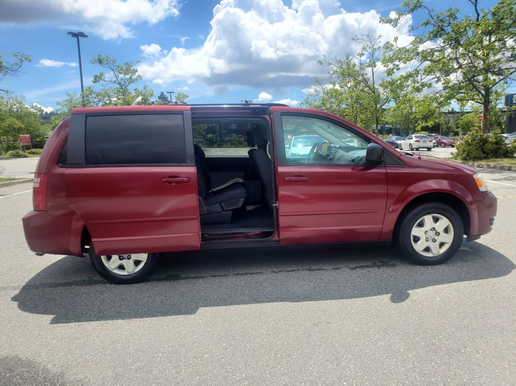 /joemotorltd1/2010-Dodge-GrandCaravan-8022858811894475.jpg