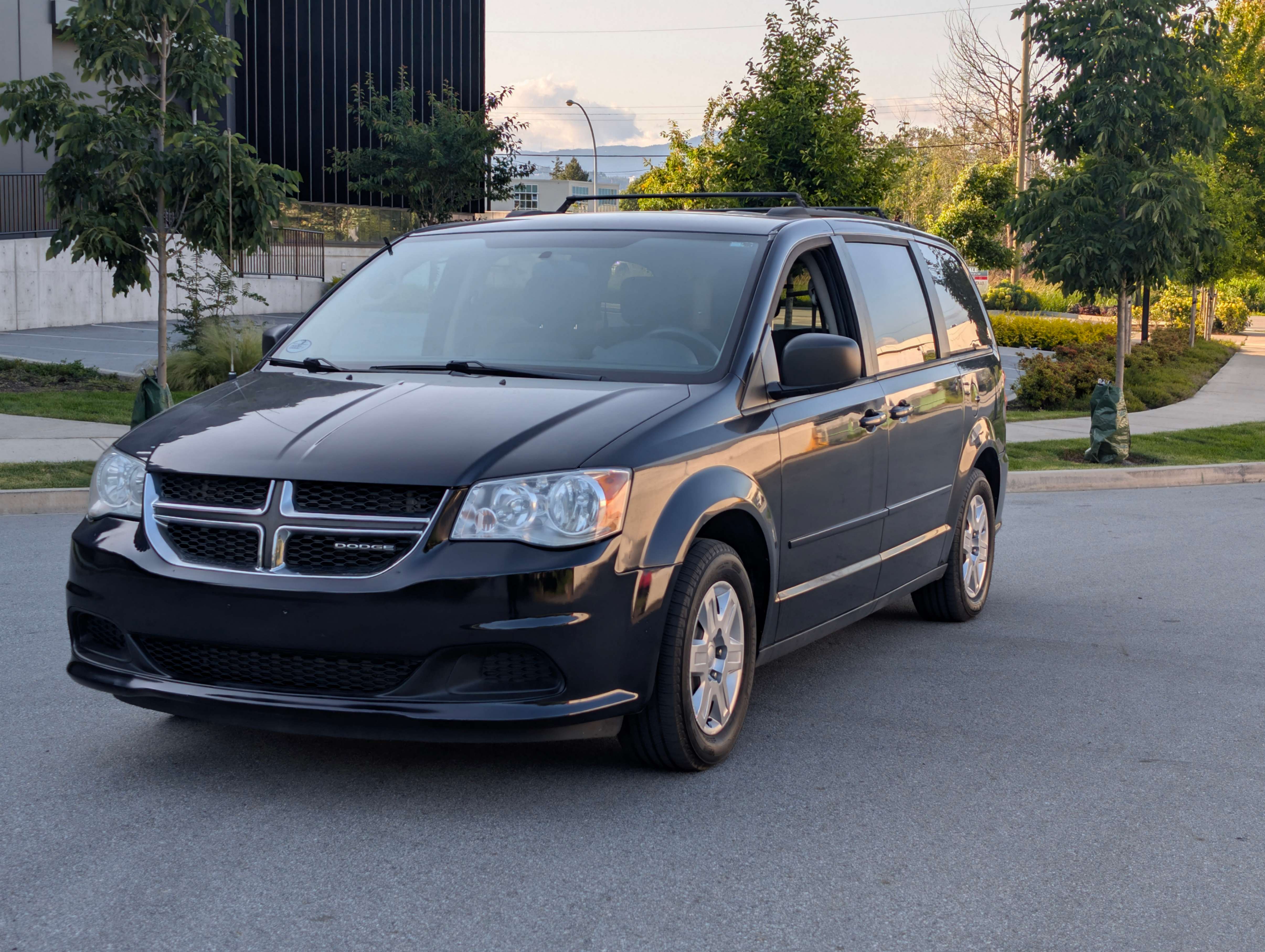 /joemotorltd1/2011-Dodge-GrandCaravan-8707795438044346.jpg