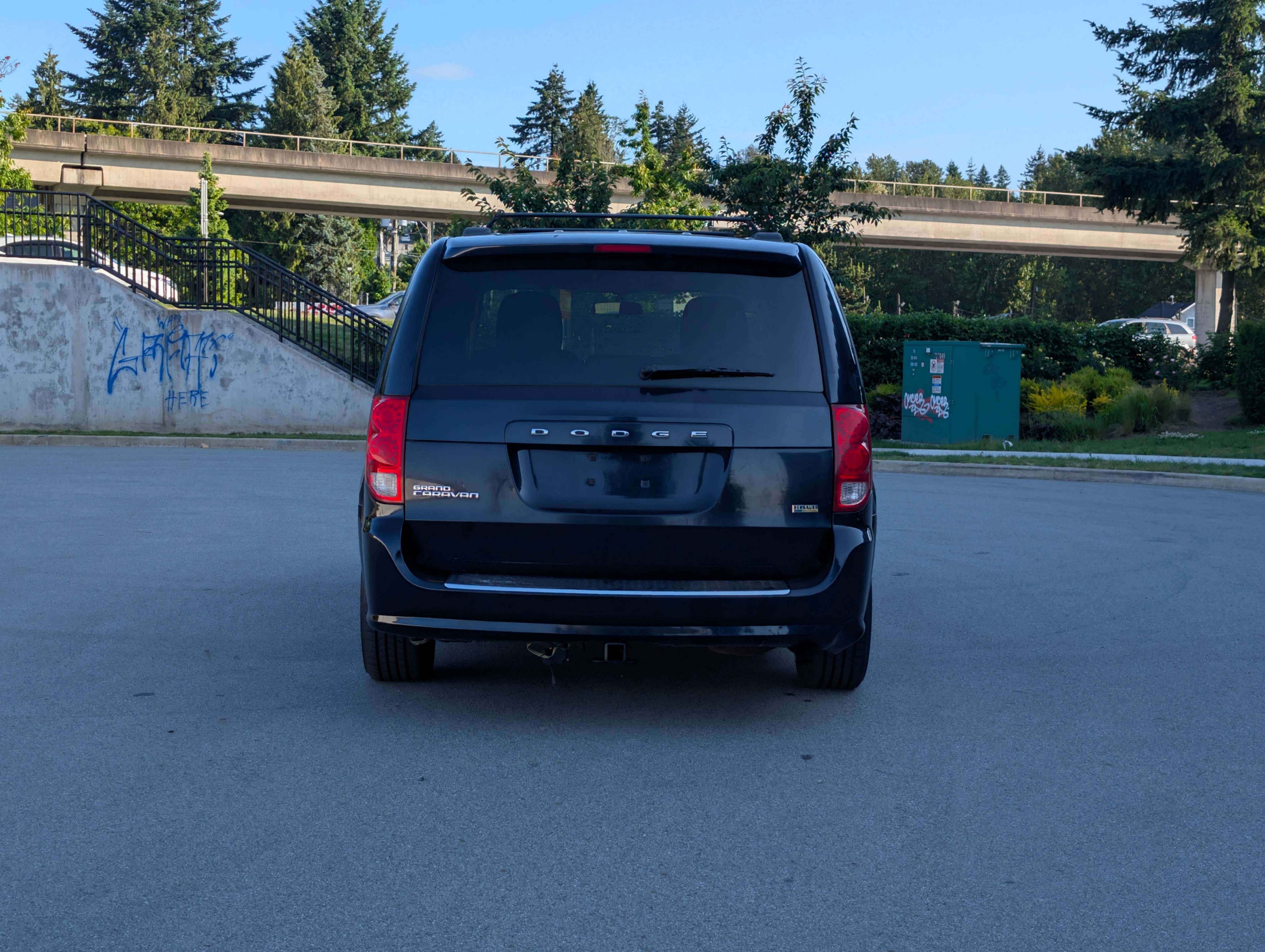 /joemotorltd1/2011-Dodge-GrandCaravan-8755696850474162.jpg
