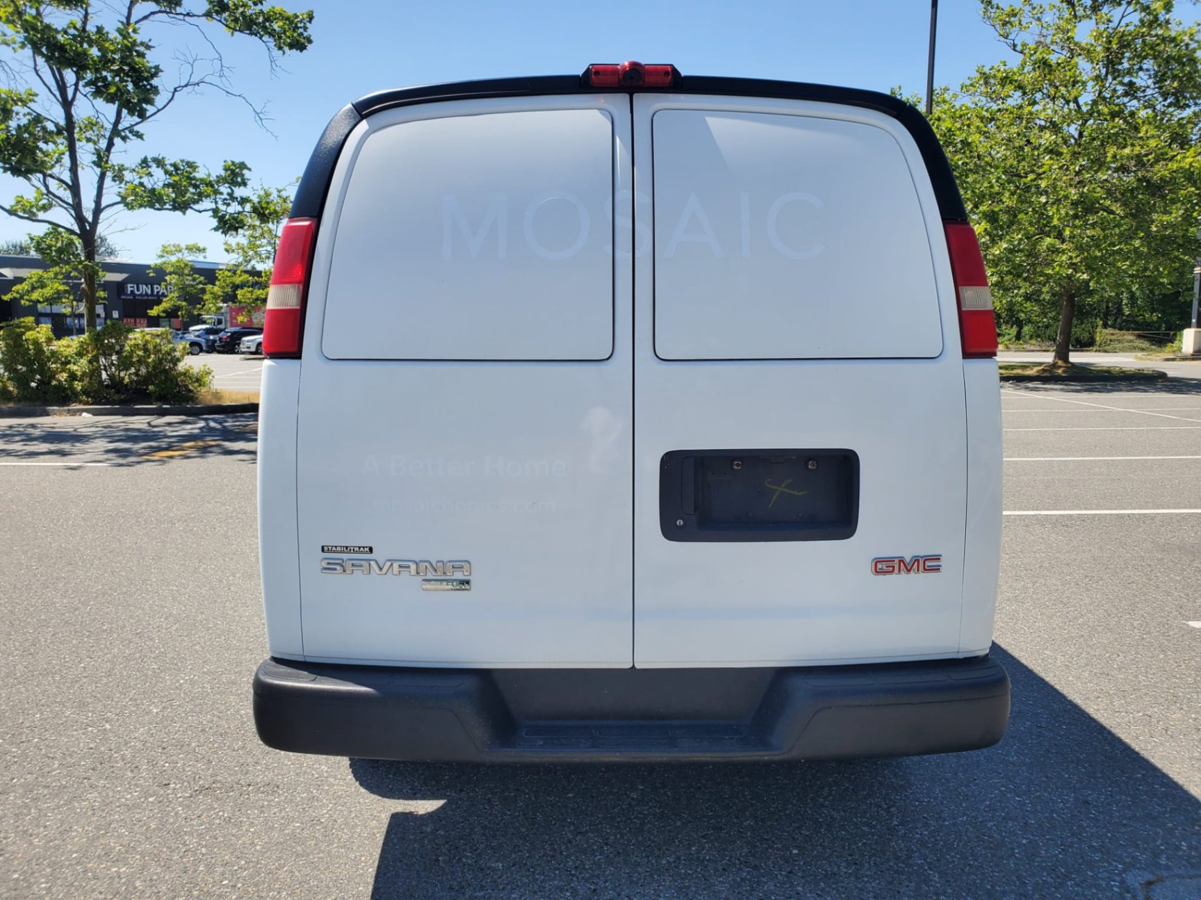 /joemotorltd1/2011-GMC-SavanaCargo-08340841598747106.jpg