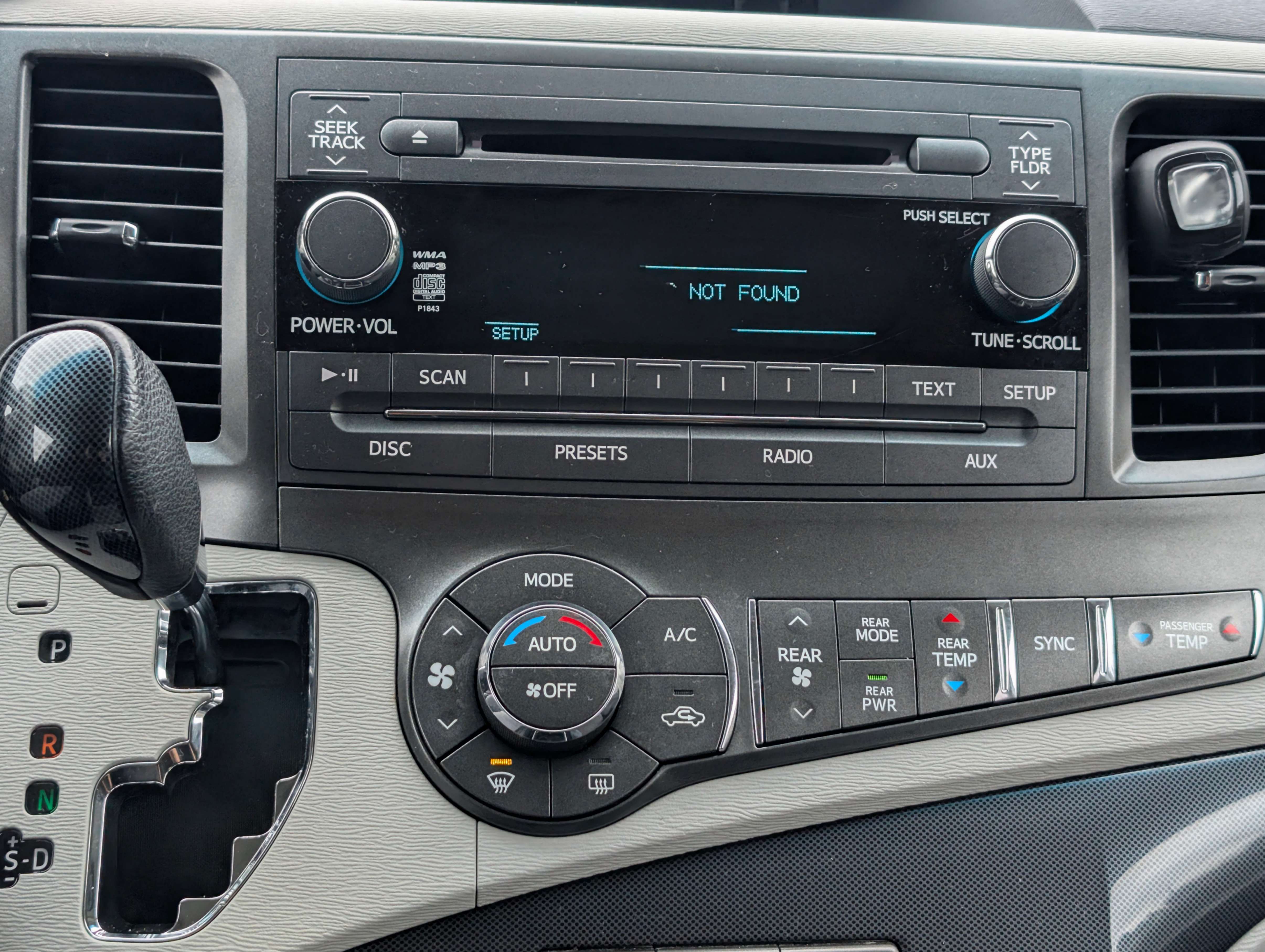 /joemotorltd1/2011-Toyota-Sienna-7441603844746809.jpg