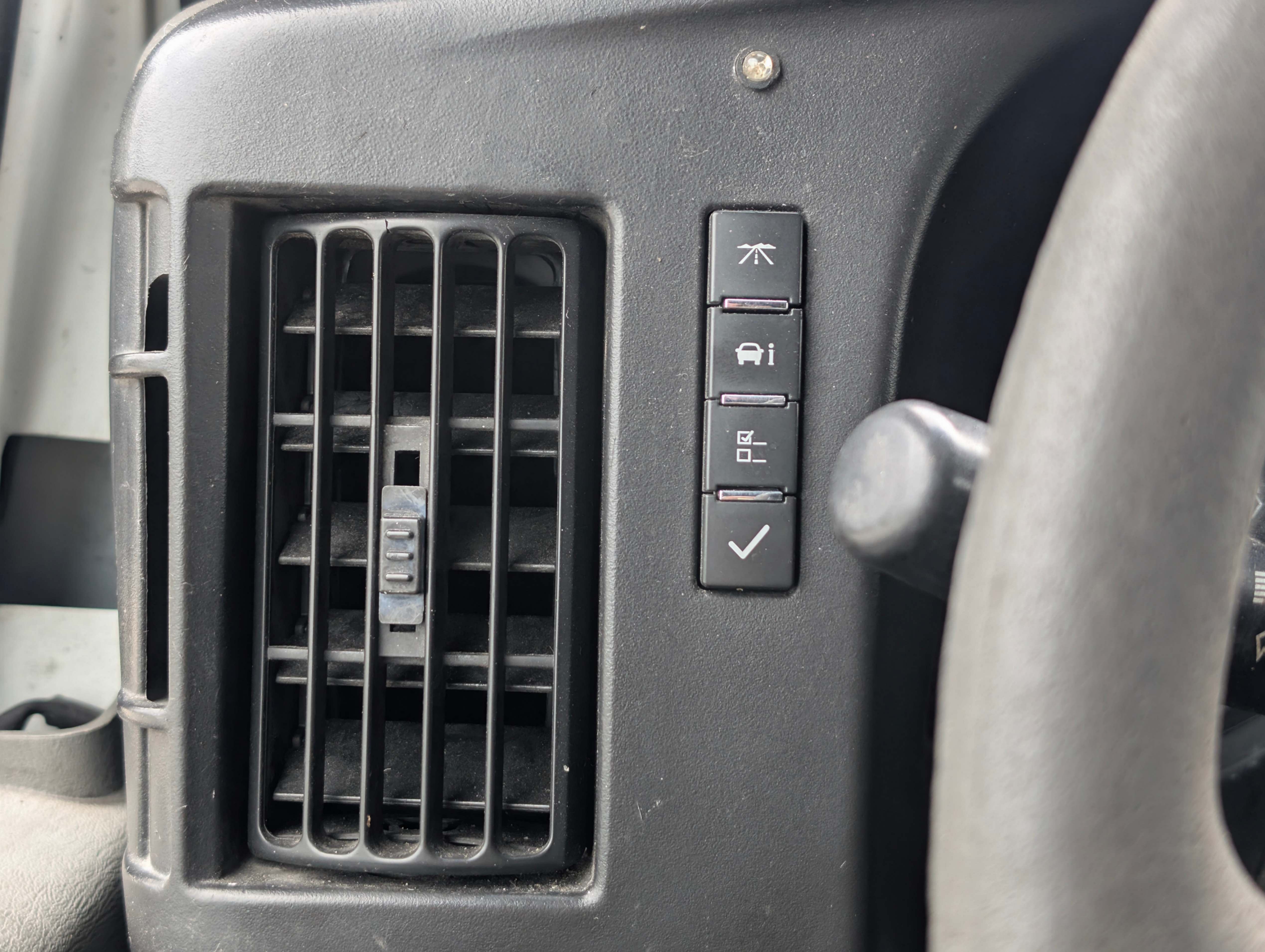 /joemotorltd1/2012-Chevrolet-Express-2405146906467055.jpg