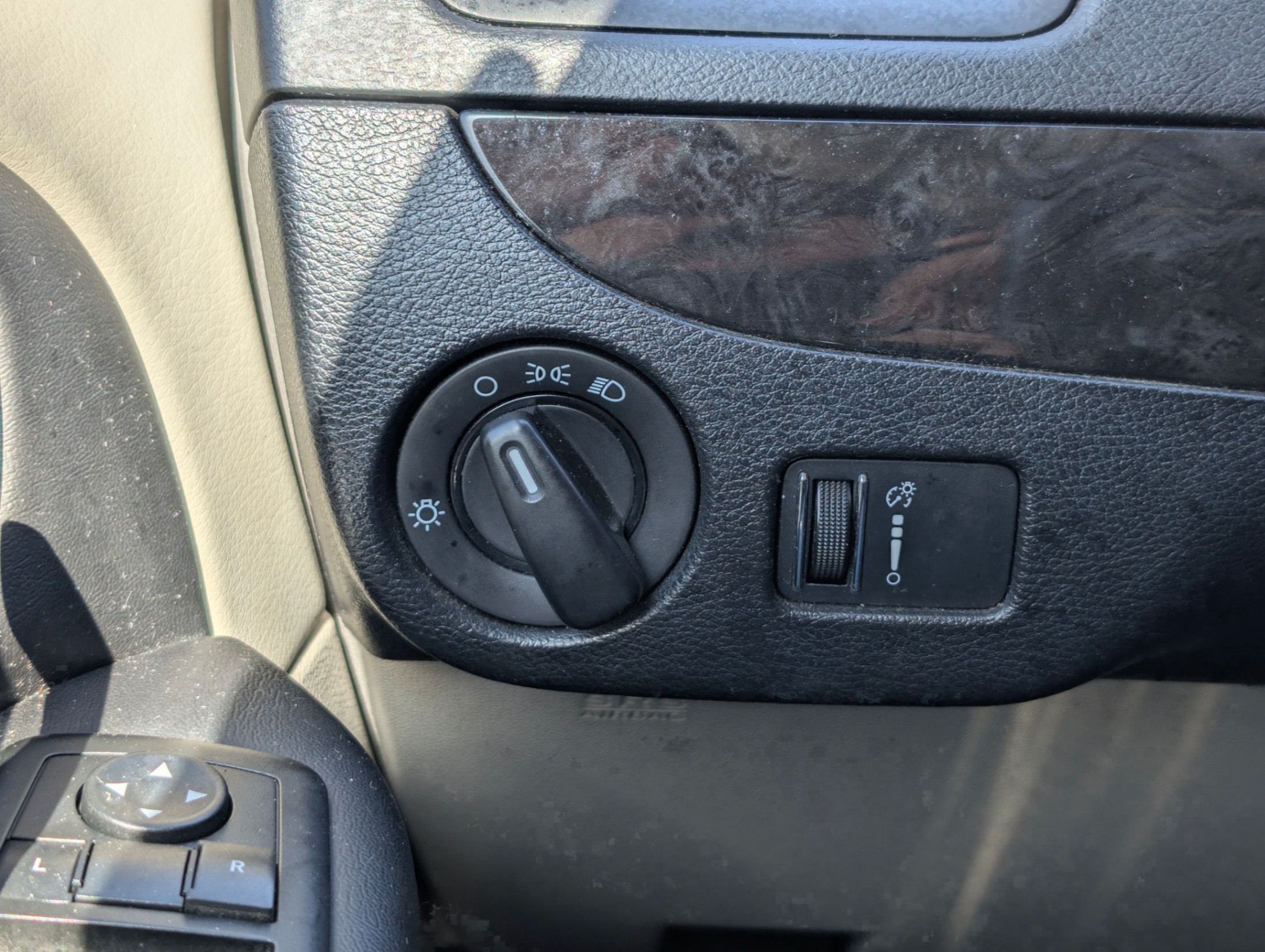 /joemotorltd1/2013-Dodge-GrandCaravan-26597659576898103.jpg