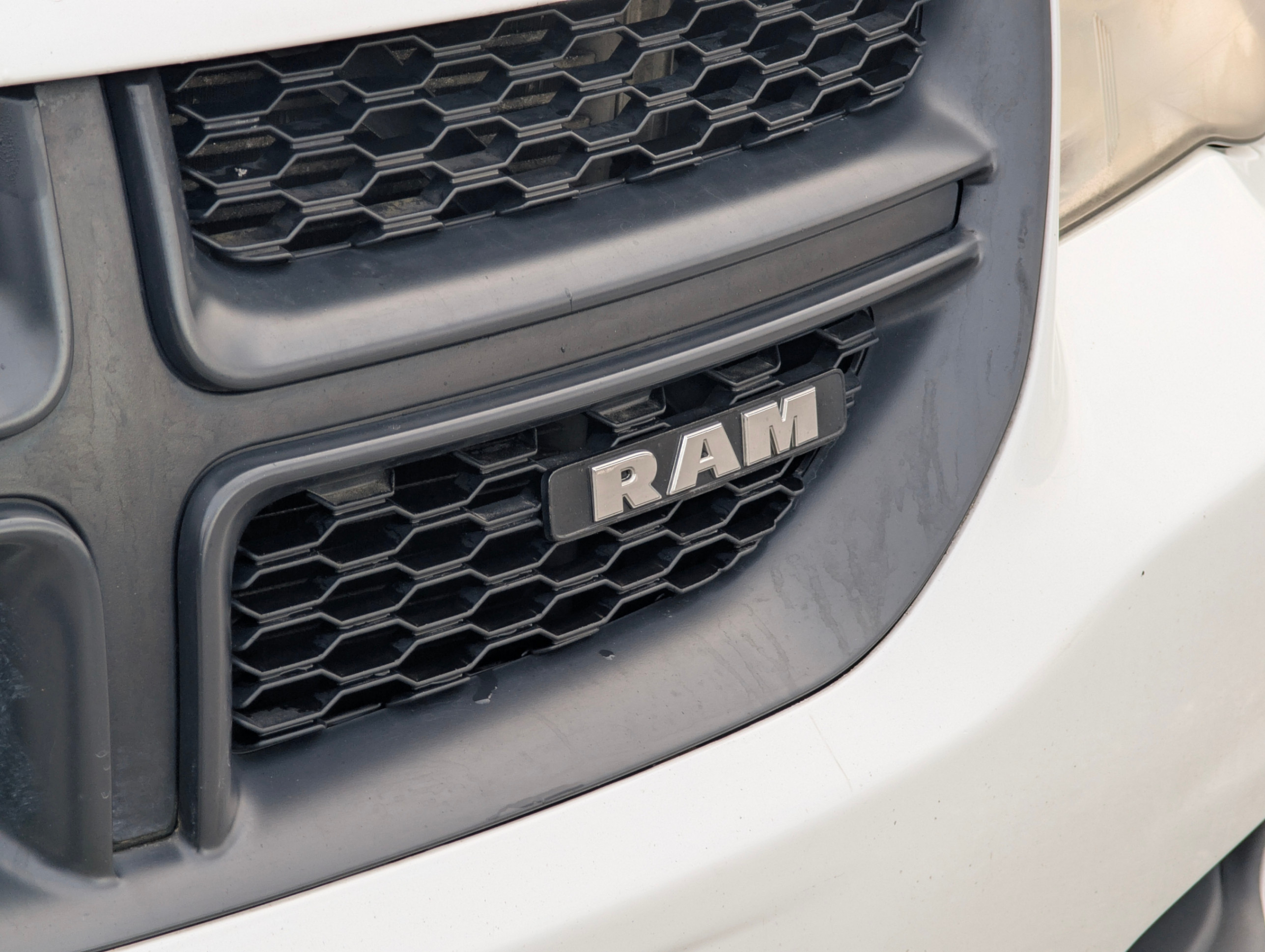 /joemotorltd1/2013-RAM-Minivan-31875307180138.jpg