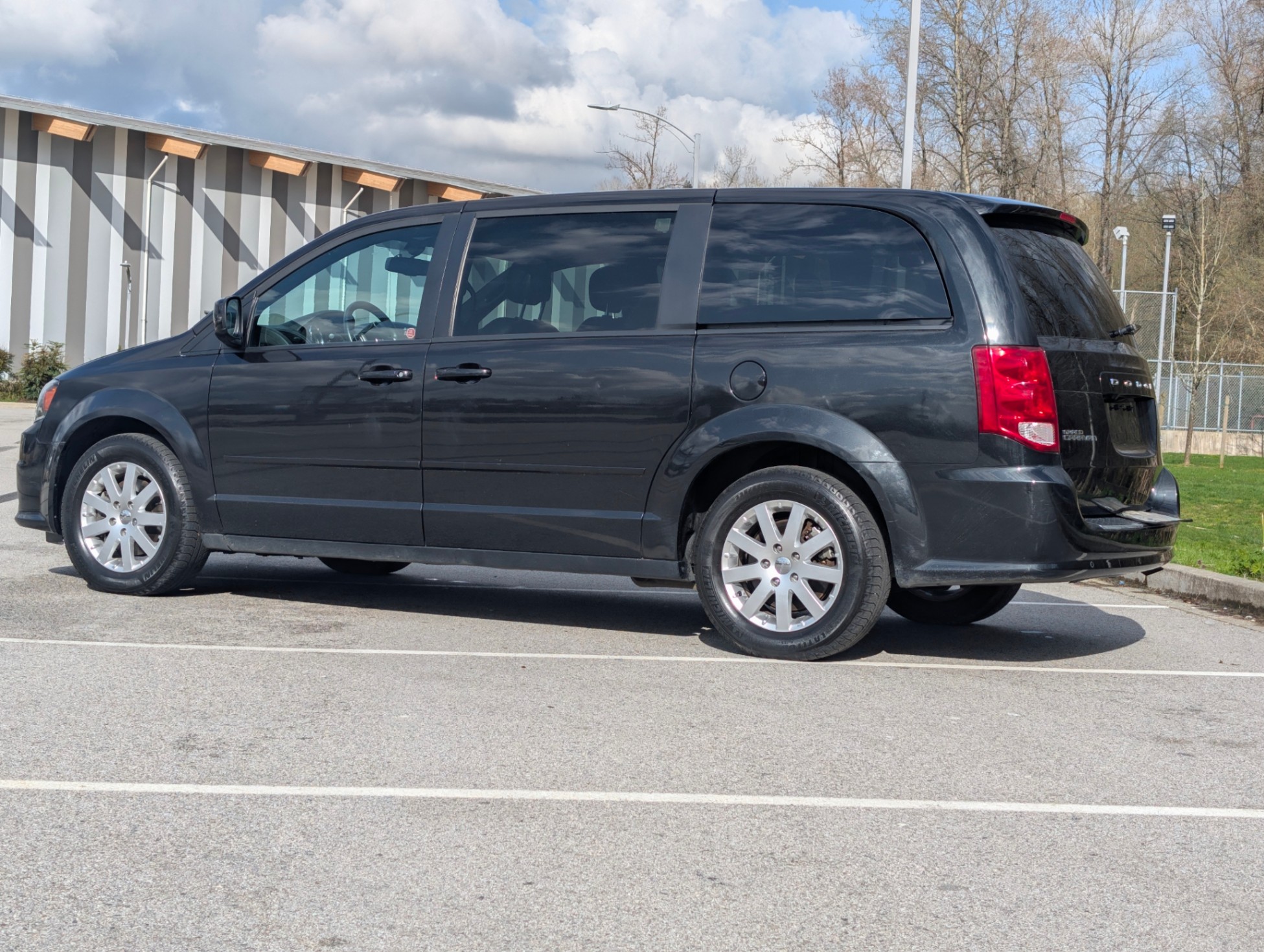 /joemotorltd1/2014-Dodge-GrandCaravan-5359459064650072.jpg