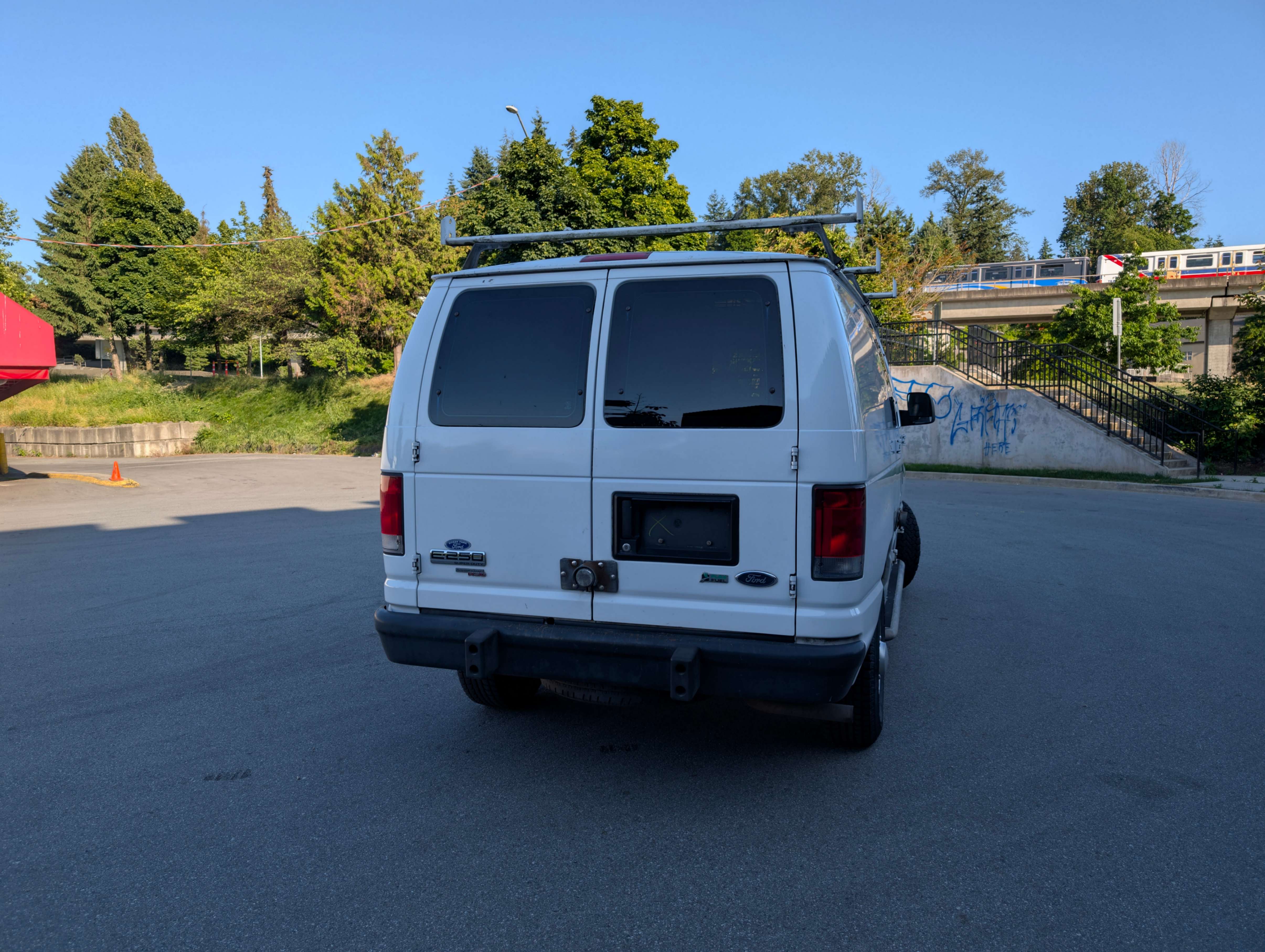 /joemotorltd1/2014-Ford-Econoline-17450656112603613.jpg