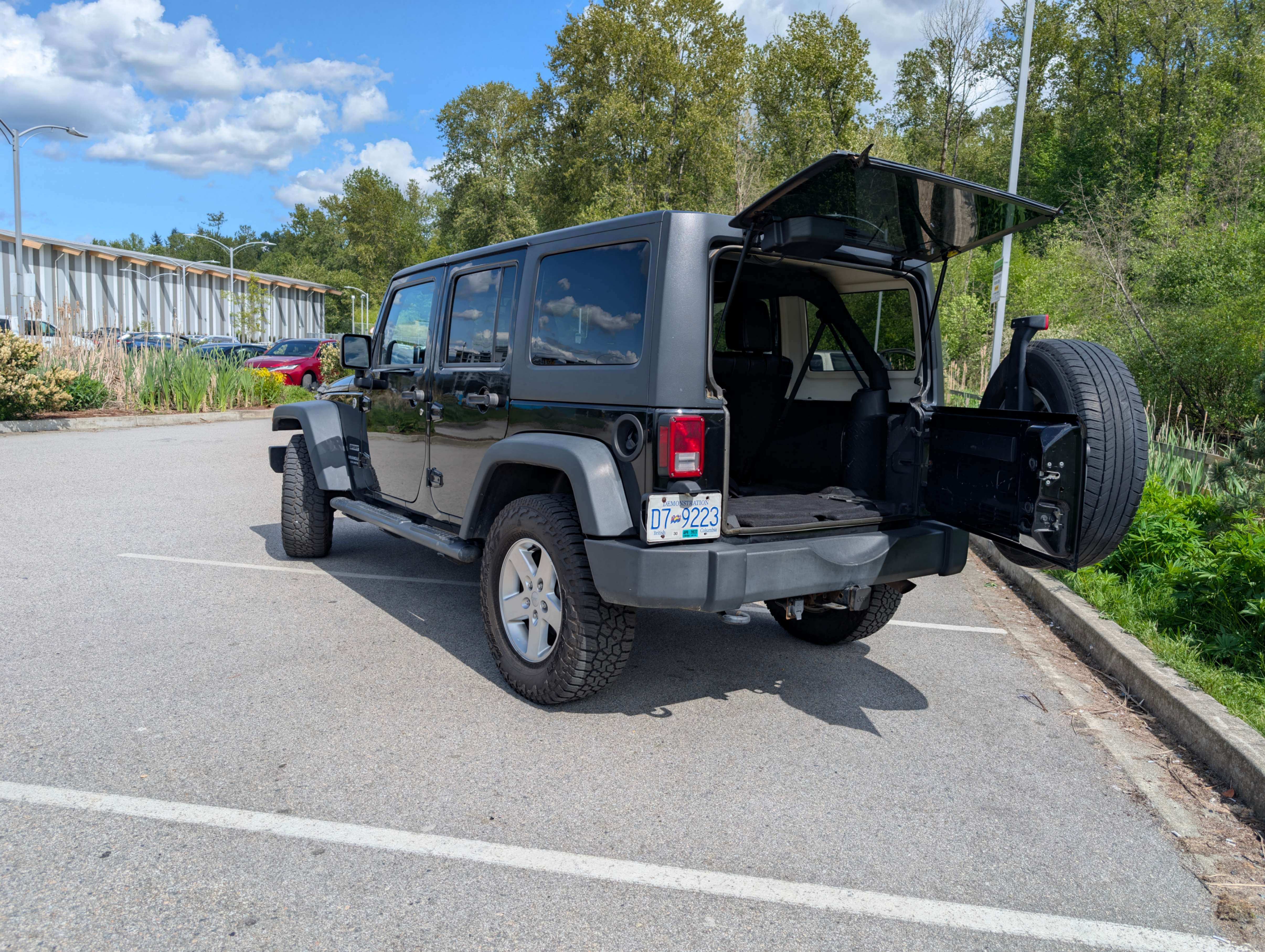 /joemotorltd1/2014-Jeep-WranglerUnlimited-33297749052422687.jpg