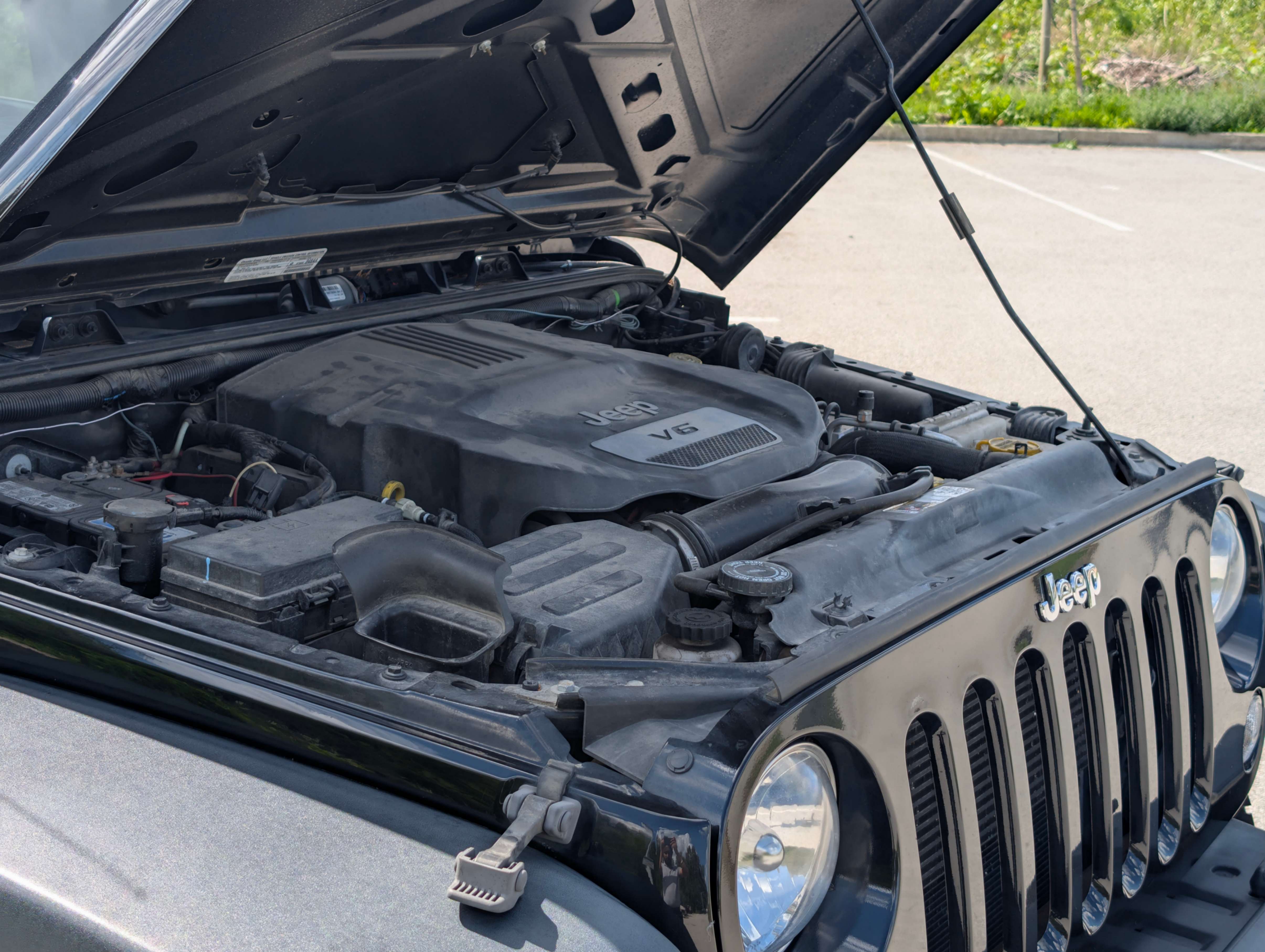 /joemotorltd1/2014-Jeep-WranglerUnlimited-45048432081751666.jpg