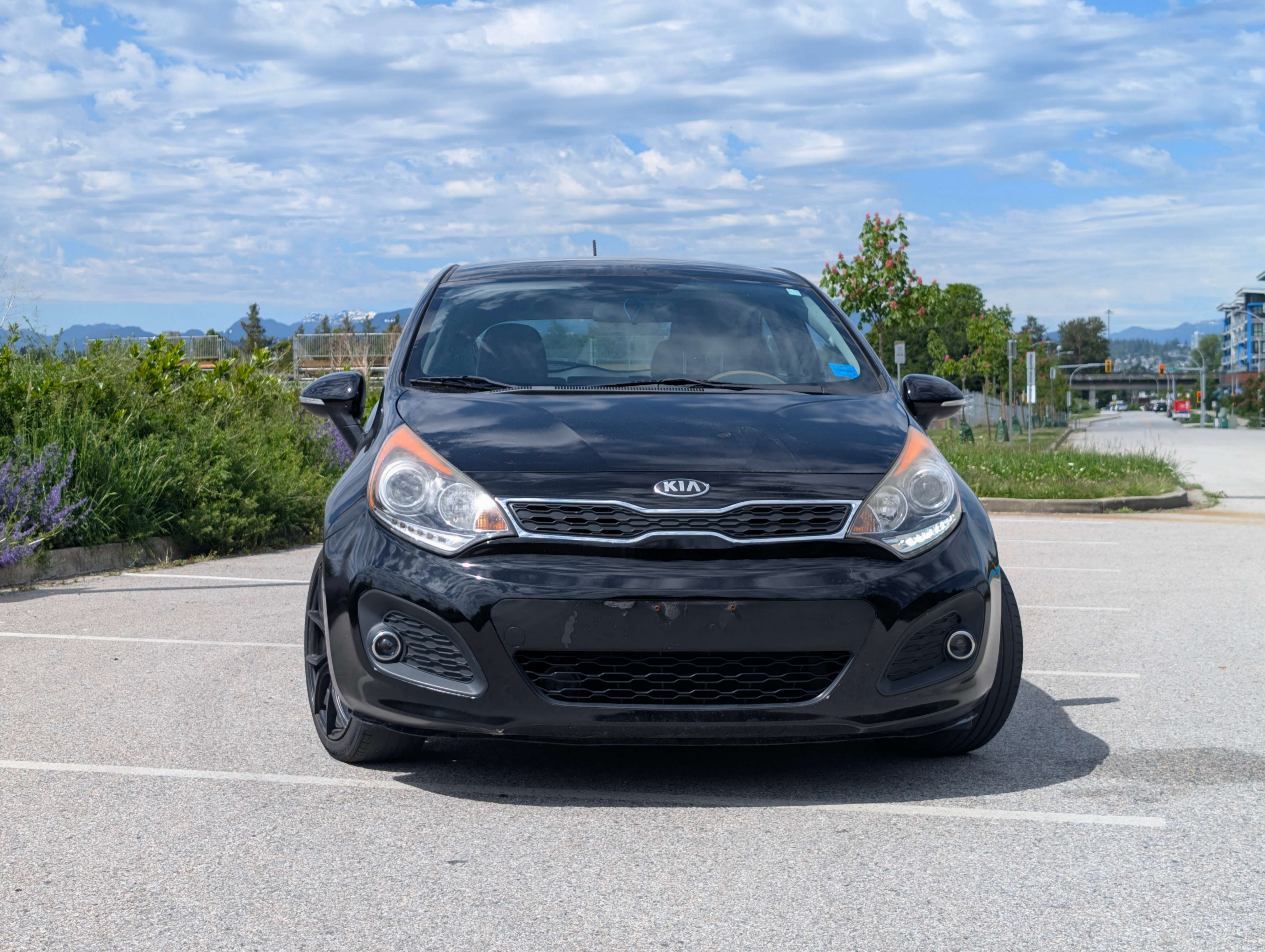 /joemotorltd1/2014-Kia-Rio-04797208886583504.jpg