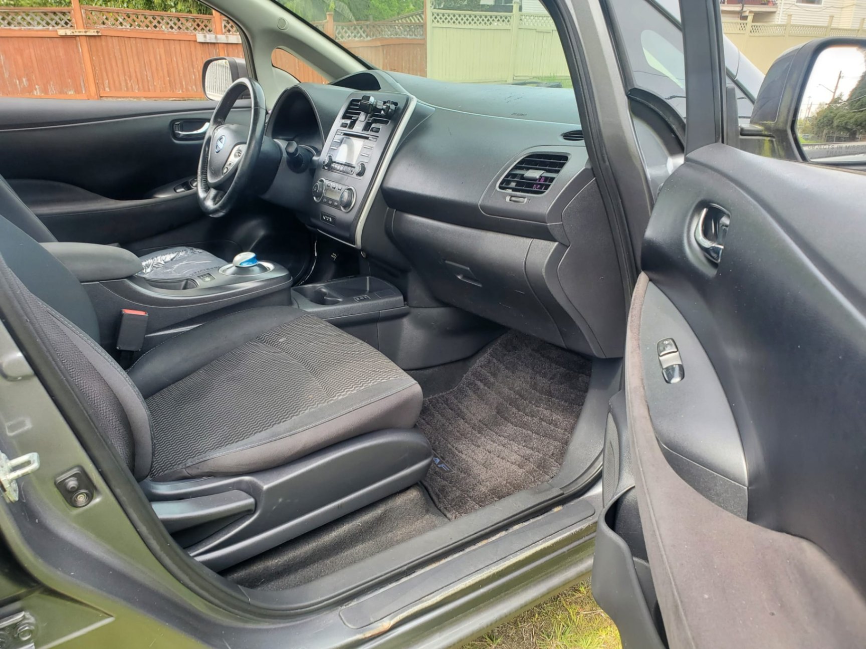/joemotorltd1/2015-Nissan-LEAF-5988830924215183.jpg