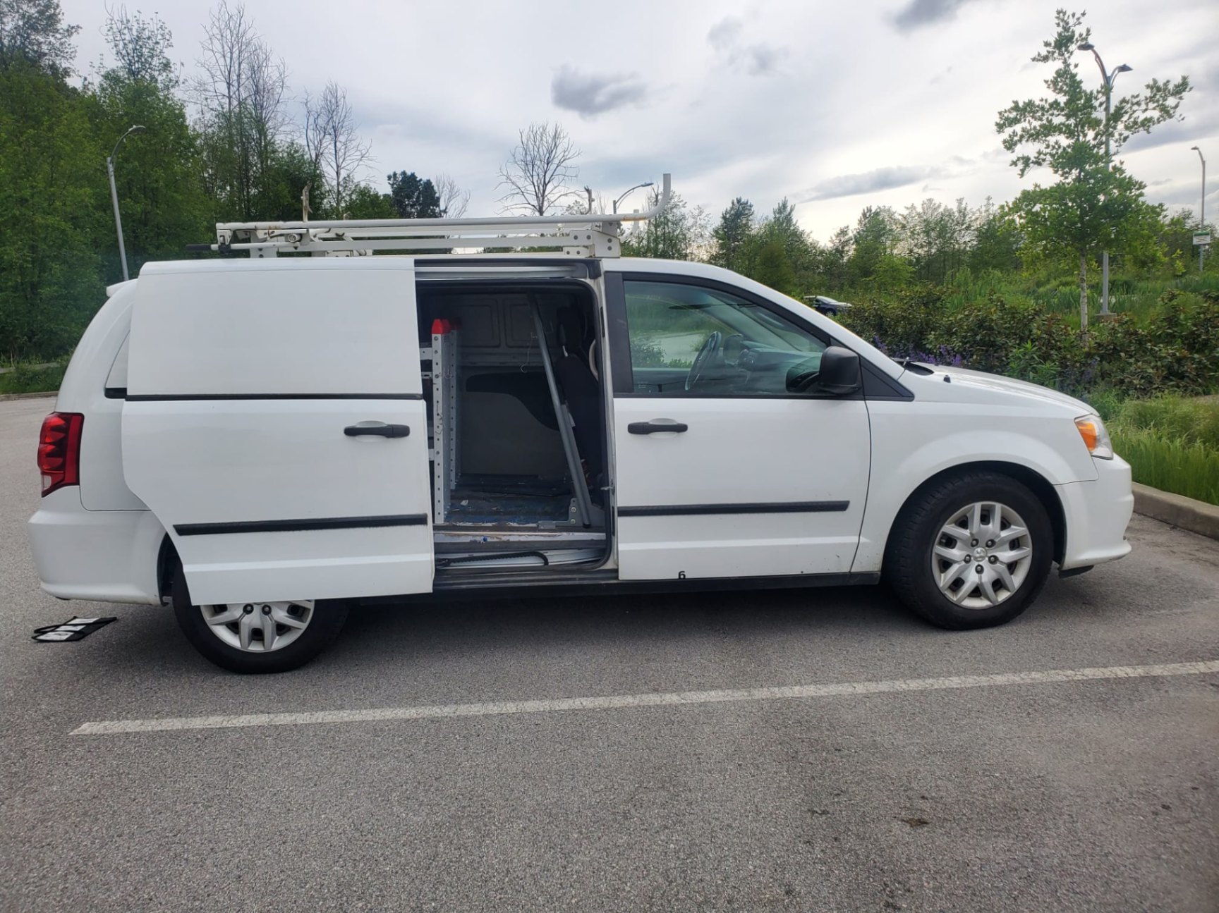 /joemotorltd1/2015-Ram-CargoVan-9023425723266632.jpg