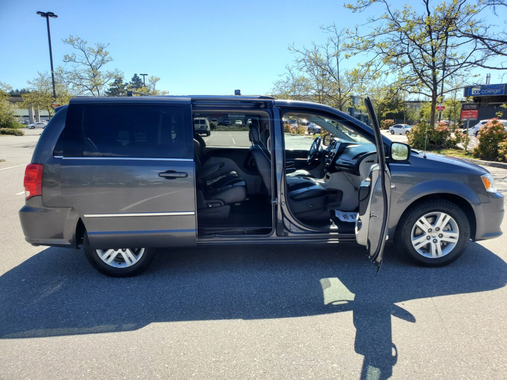/joemotorltd1/2016-Dodge-GrandCaravan-7422887823595206.jpg