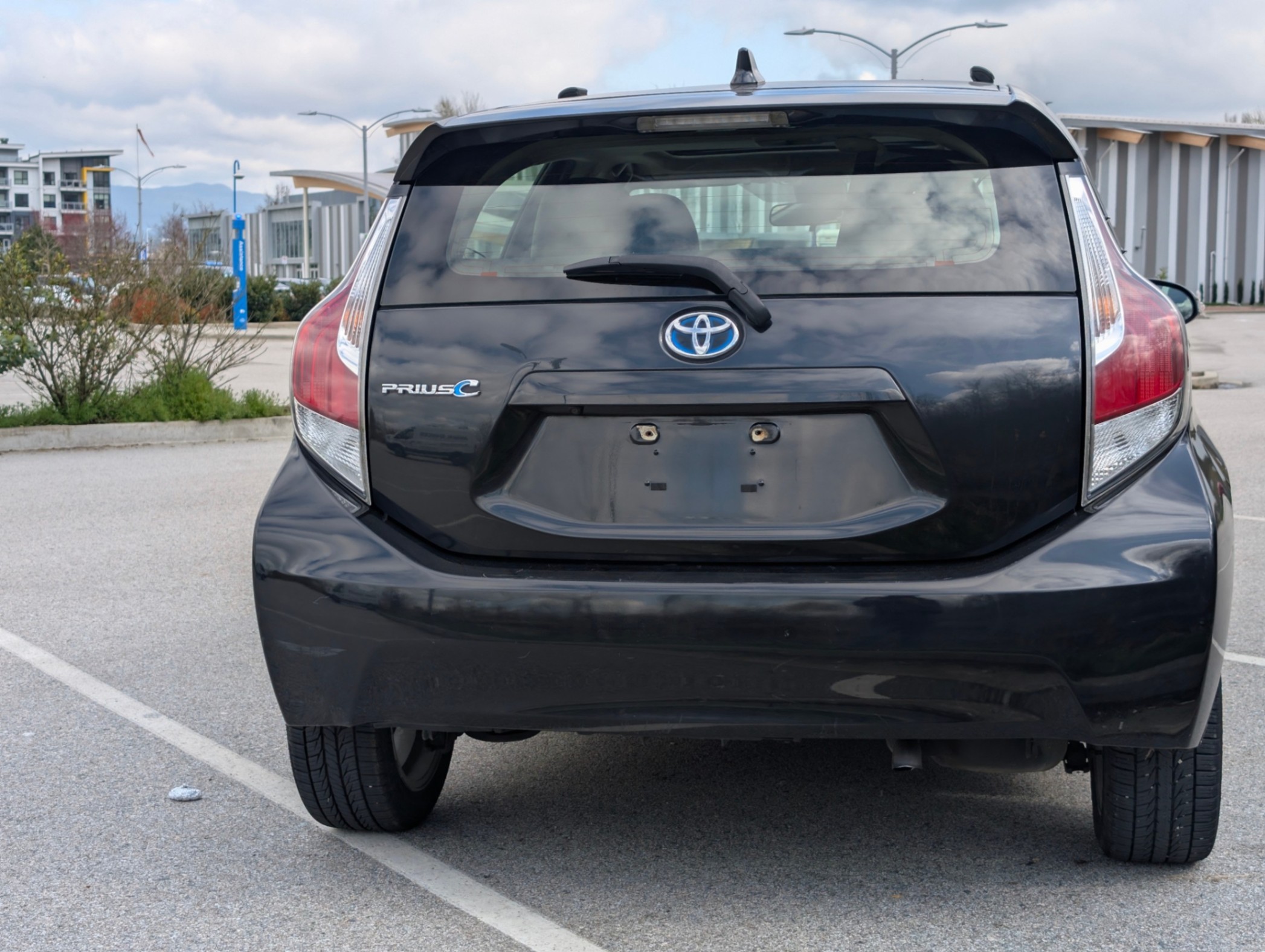 /joemotorltd1/2016-Toyota-Priusc-9472934990943913.jpg