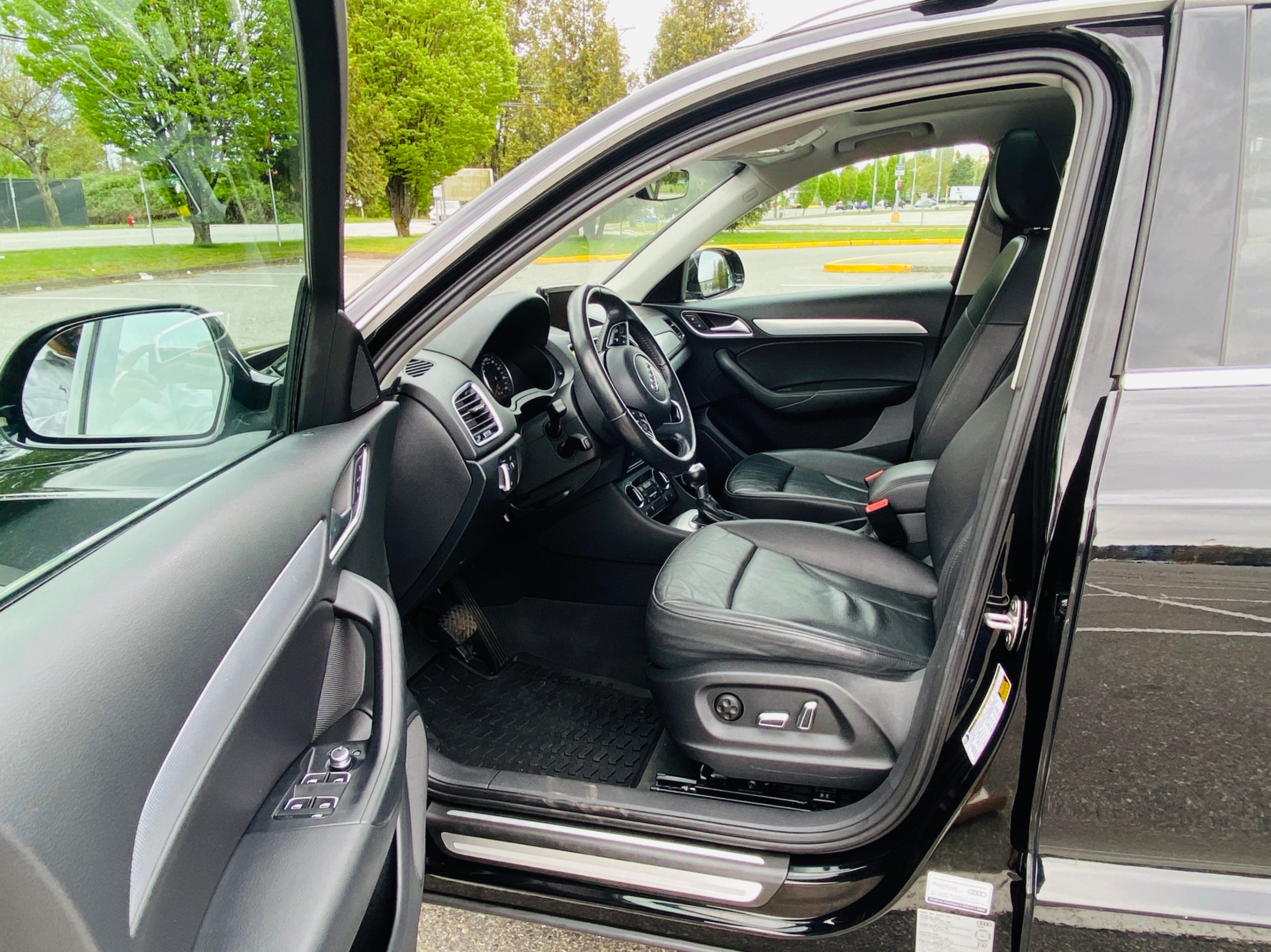 /joemotorltd1/2017-Audi-Q3-5849509248534976.jpg