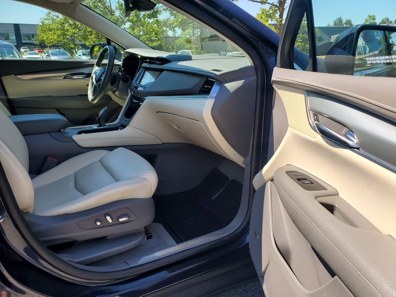 /joemotorltd1/2017-Cadillac-XT5-5217462476540842.jpg