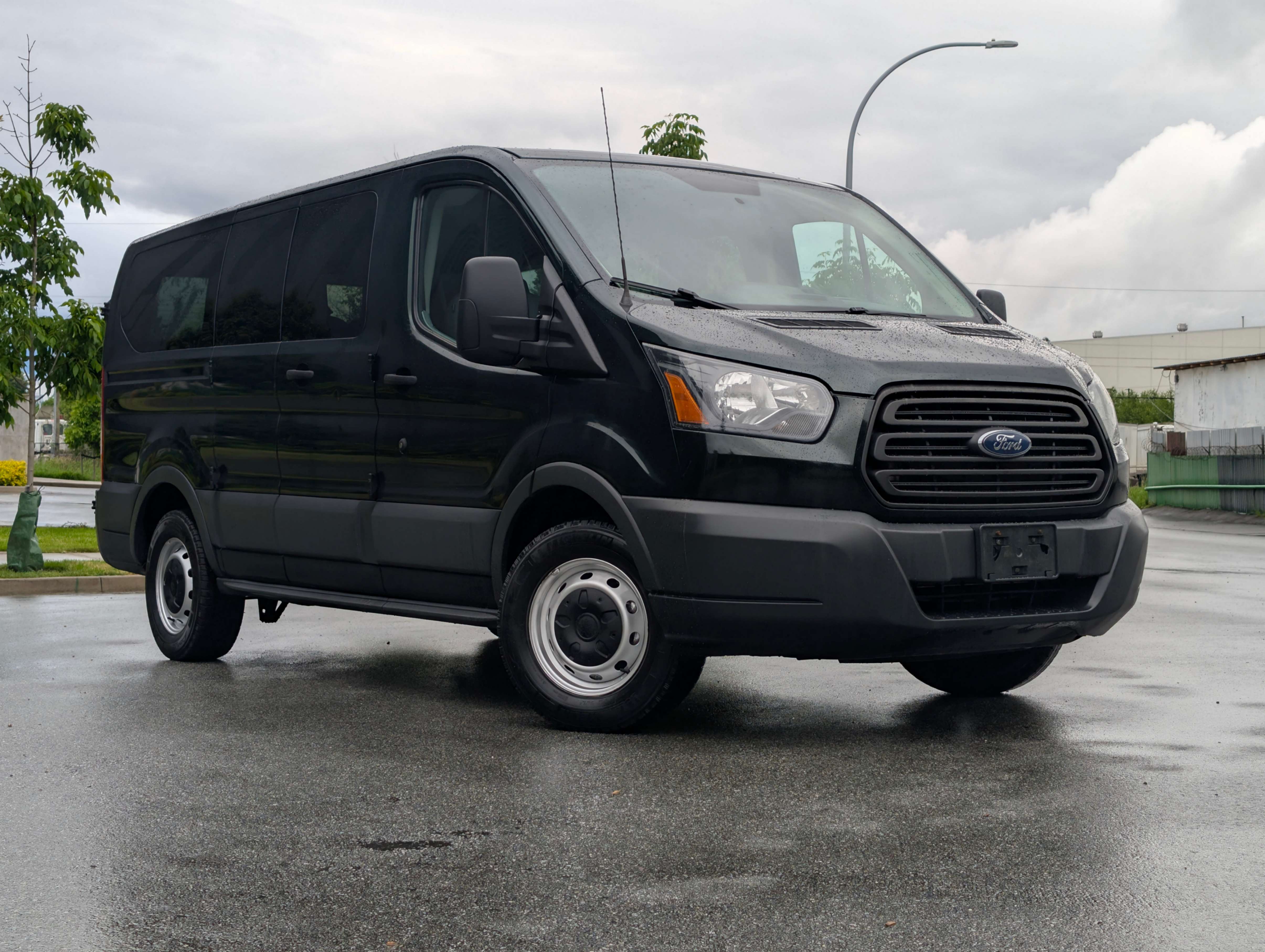 /joemotorltd1/2017-Ford-Transit-27198148163789804.jpg