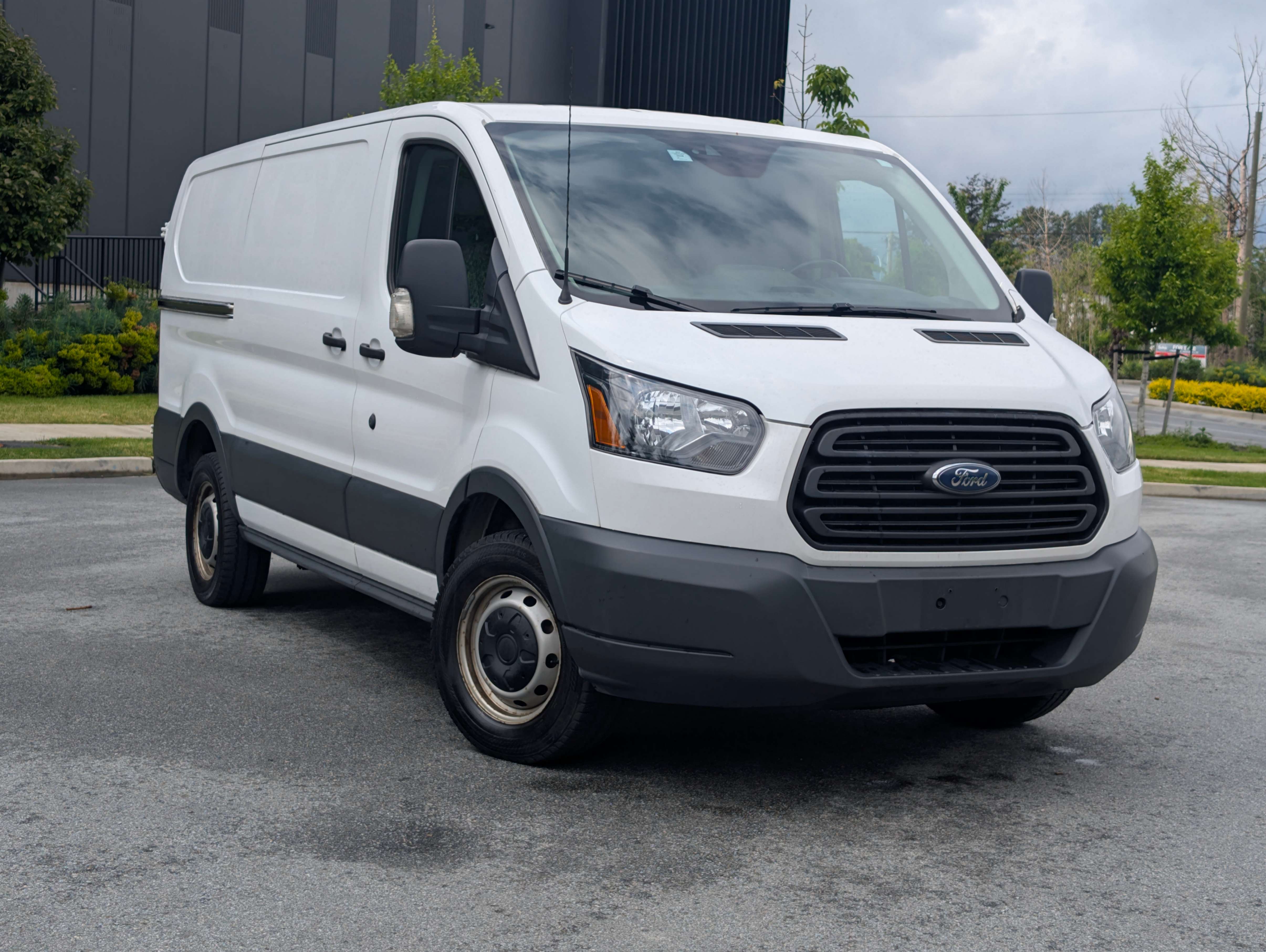 /joemotorltd1/2017-Ford-Transit-3892288486505884.jpg