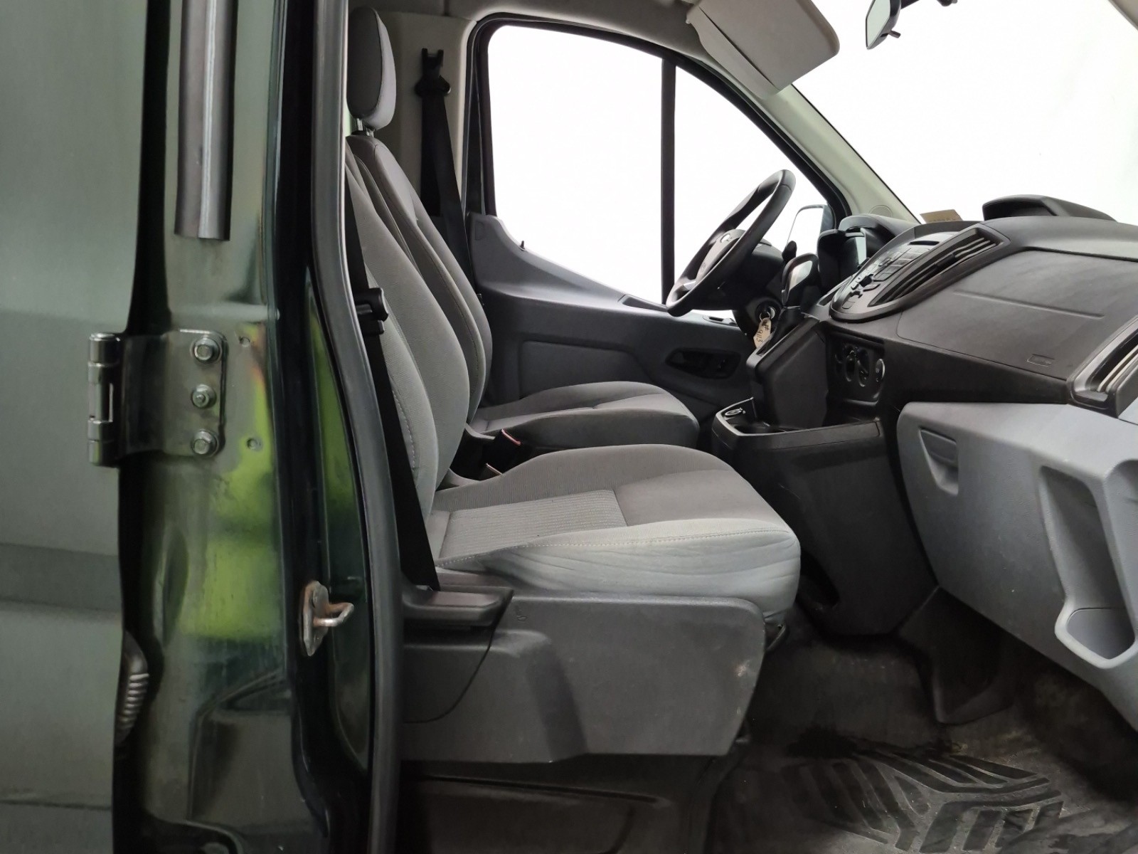 /joemotorltd1/2017-Ford-Transit-392477851499373.jpg