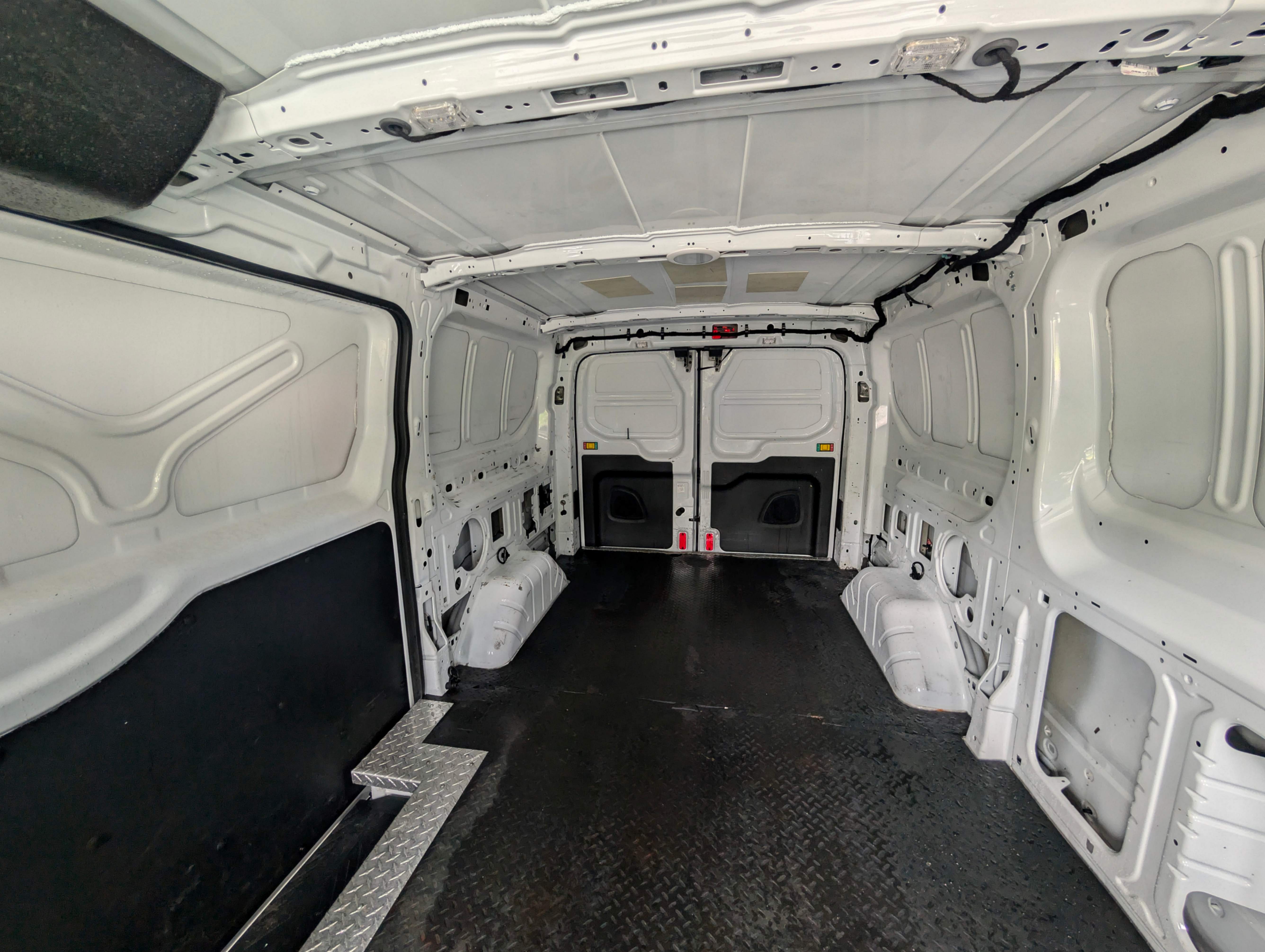 /joemotorltd1/2017-Ford-Transit-6804051681583203.jpg