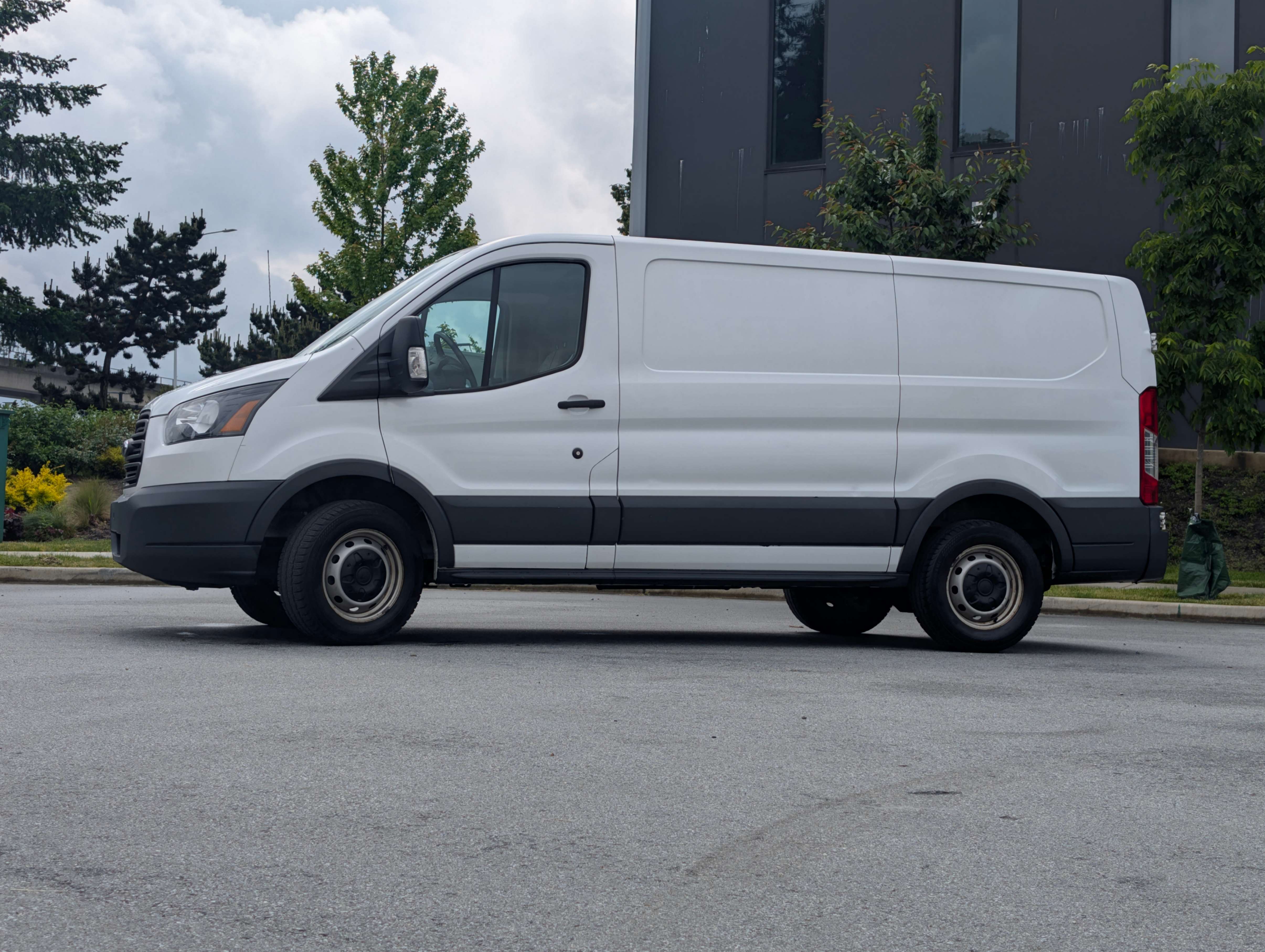 /joemotorltd1/2017-Ford-Transit-963932342452253.jpg