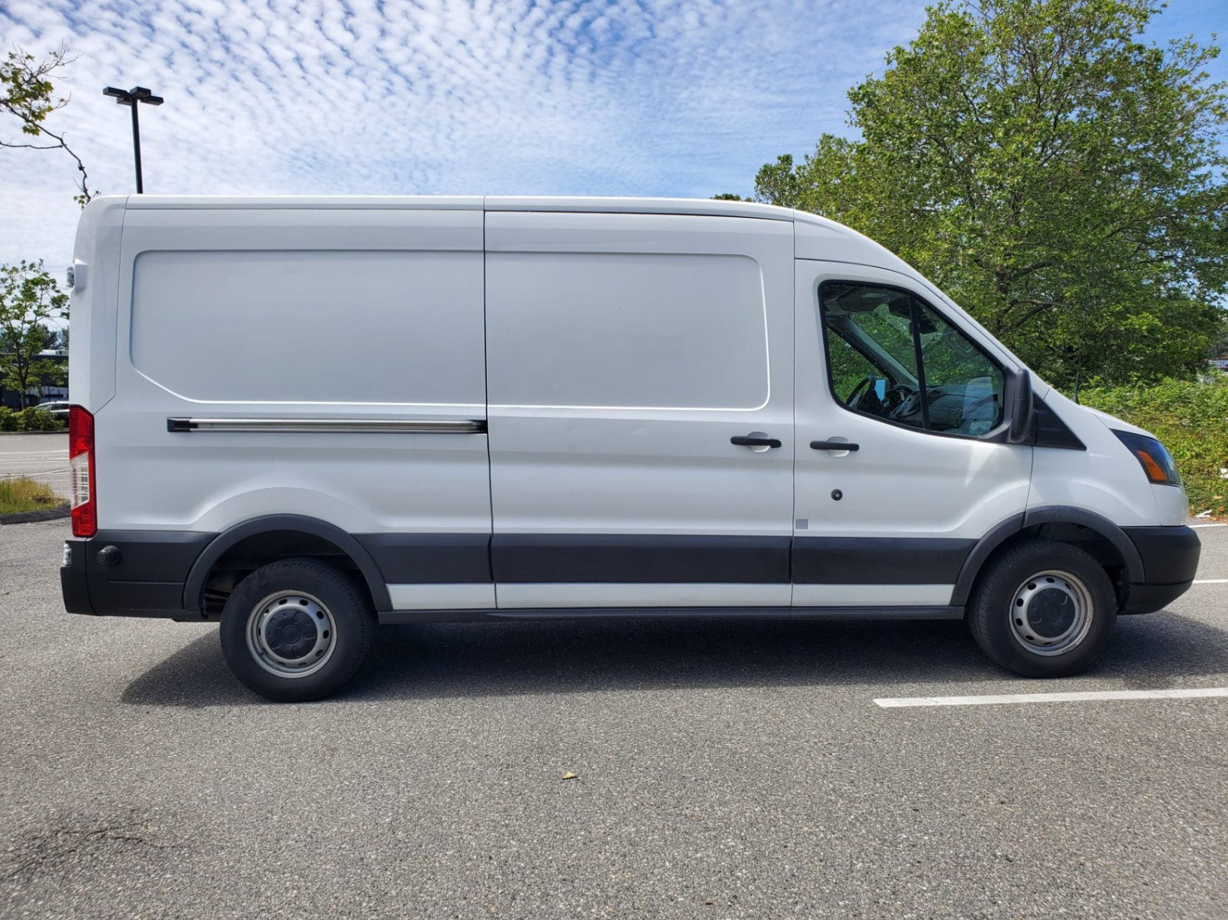 /joemotorltd1/2017-Ford-TransitCargo-9760891735535546.jpg