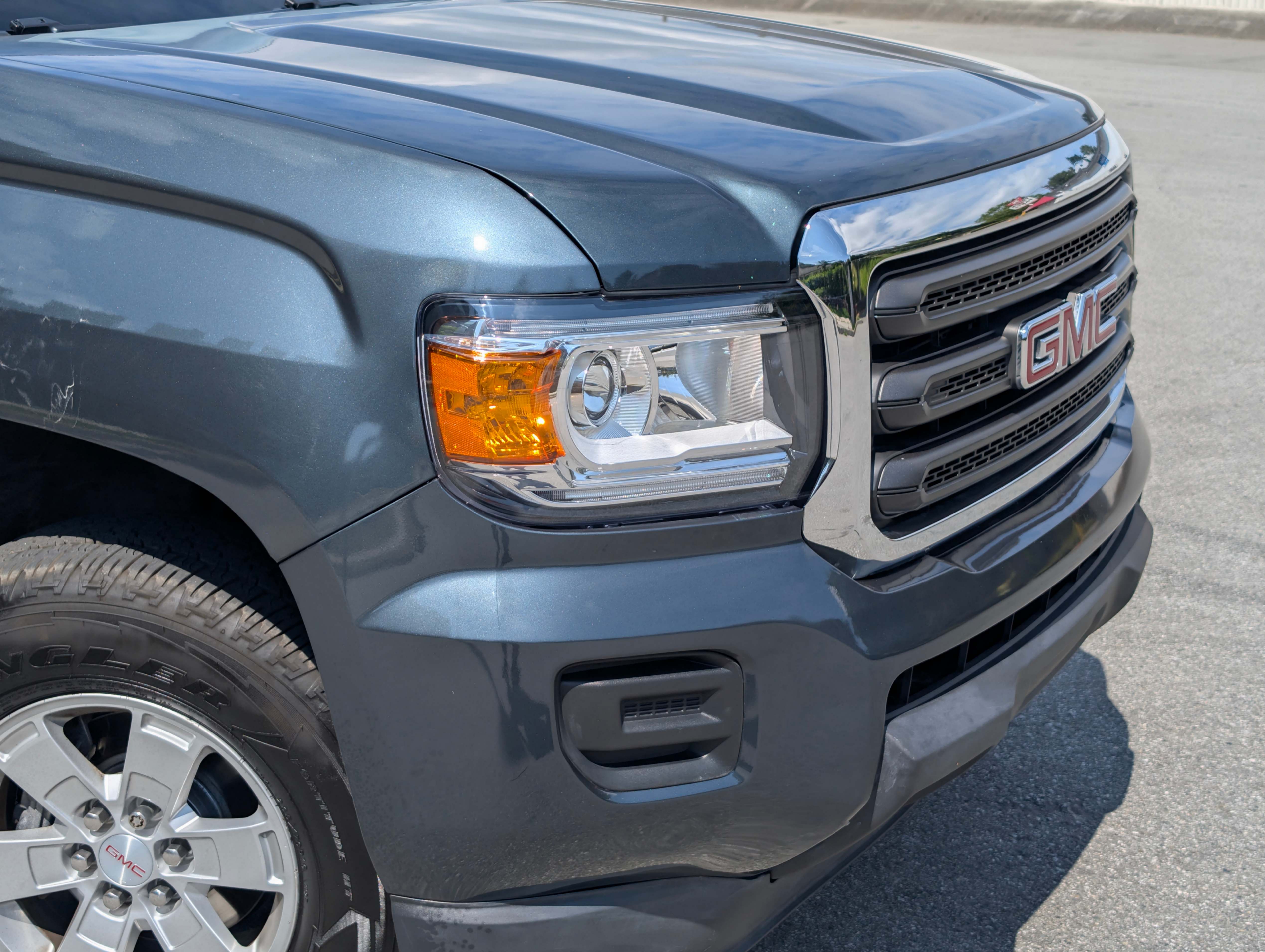 /joemotorltd1/2017-GMC-Canyon-8479752300182275.jpg