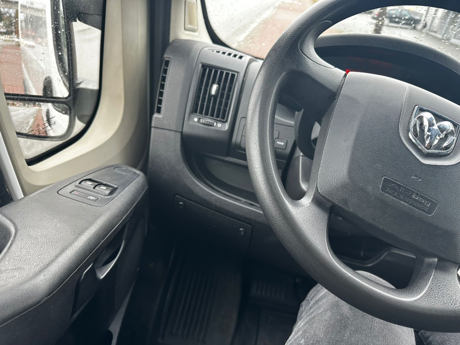 /joemotorltd1/2017-Ram-ProMasterCargo-42916556710078946.jpg