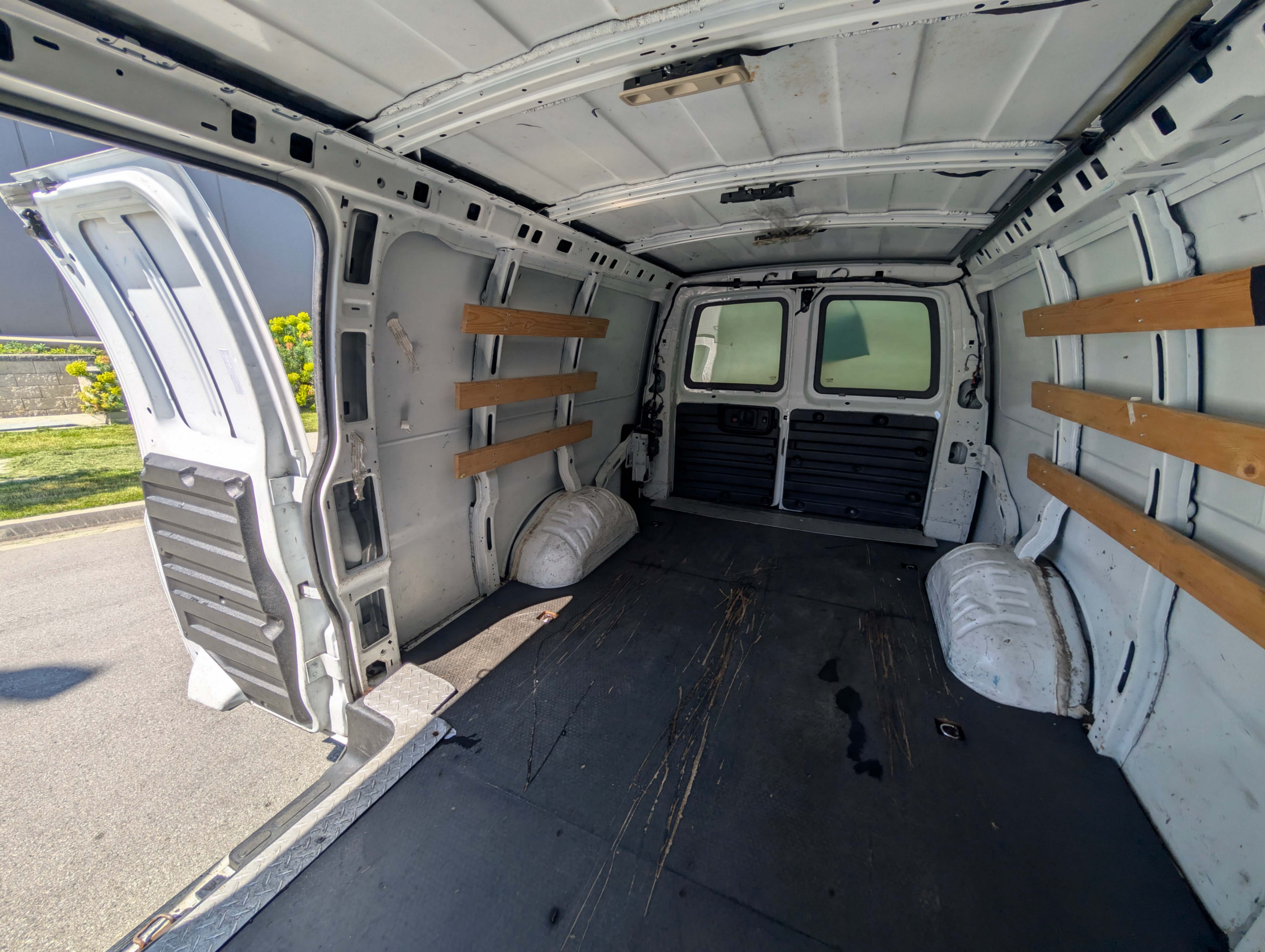 /joemotorltd1/2018-Chevrolet-Express-6539750019907429.jpg