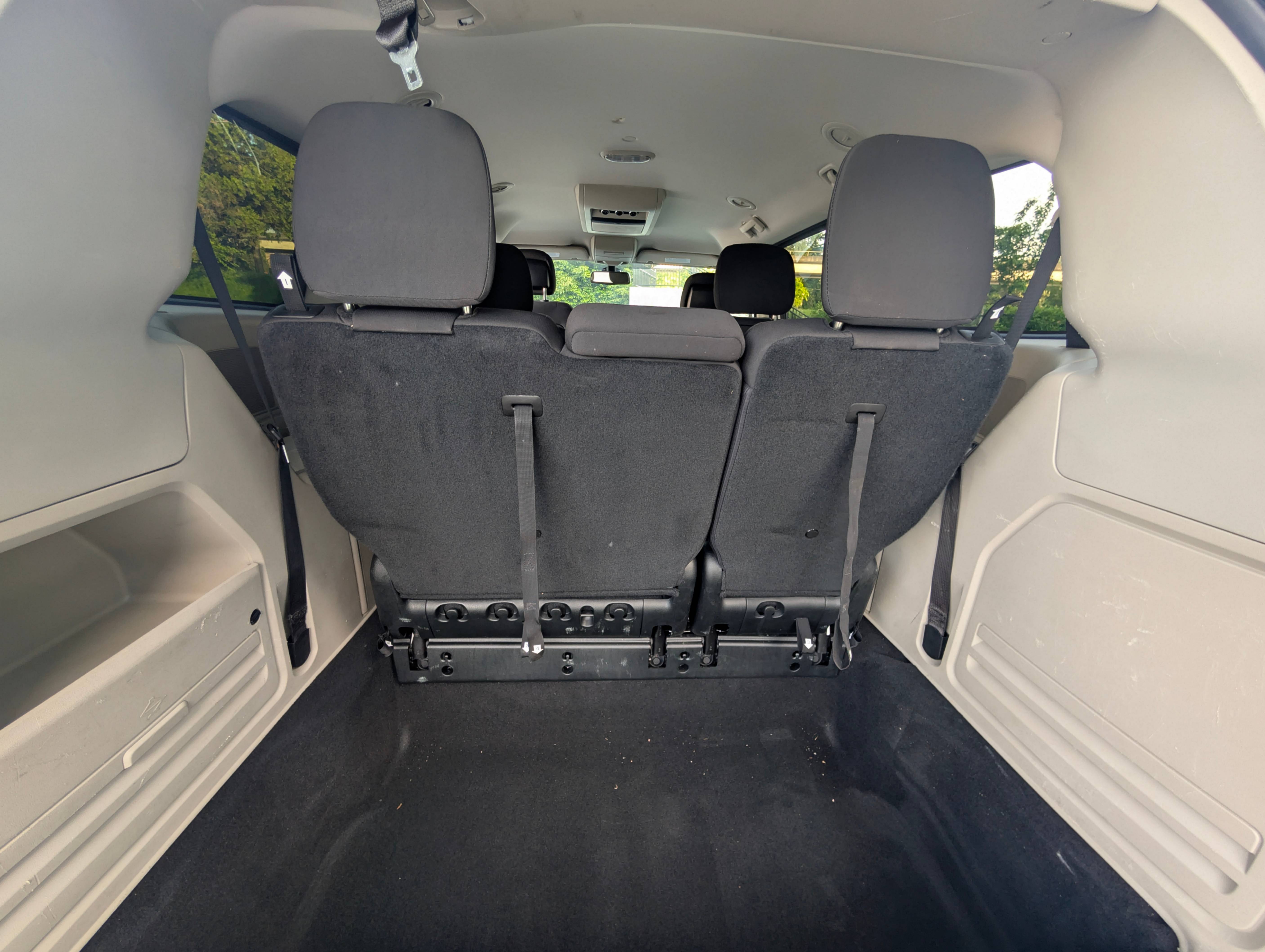 /joemotorltd1/2018-Dodge-GrandCaravan-009024946733060757.jpg