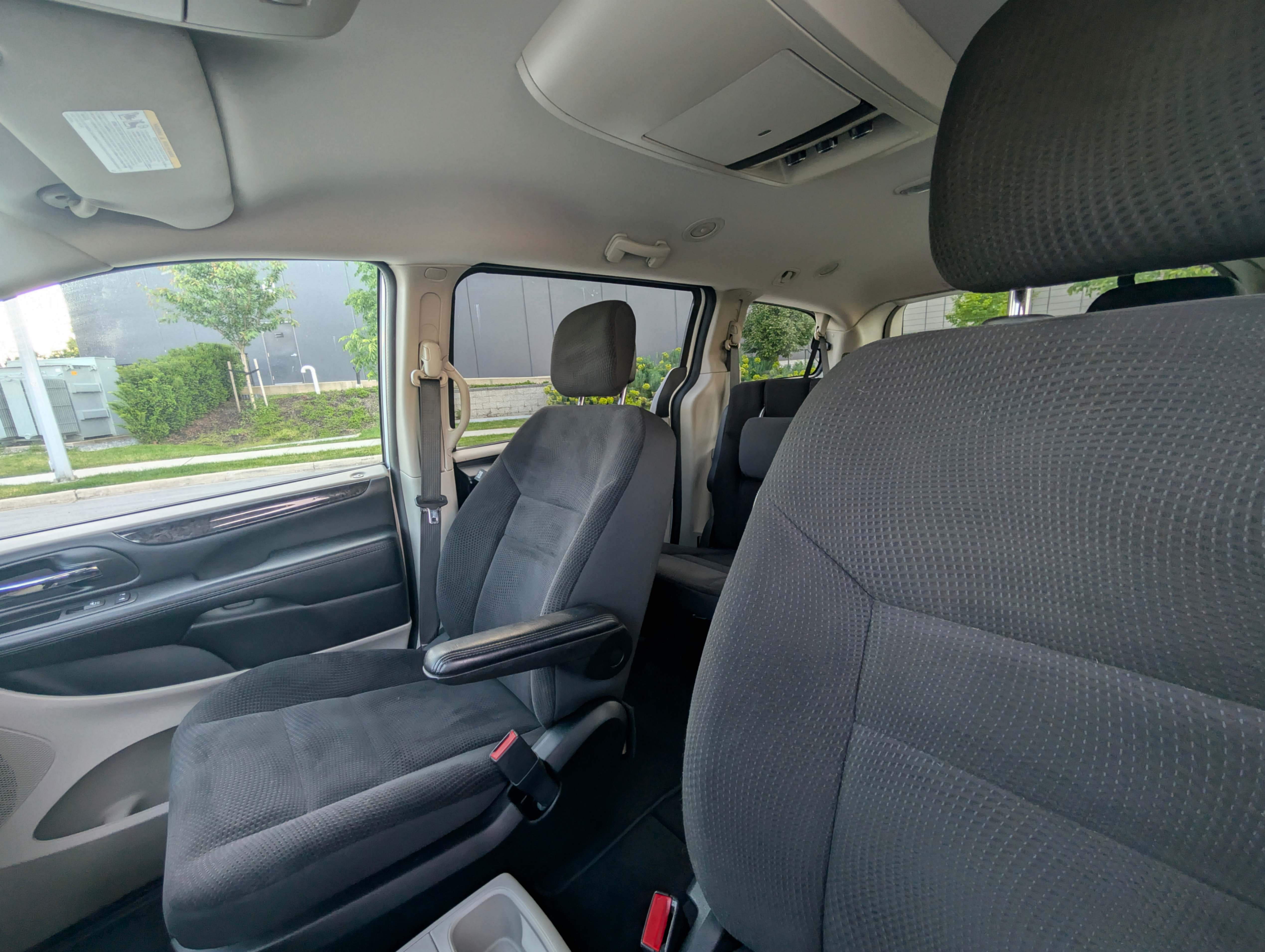 /joemotorltd1/2018-Dodge-GrandCaravan-027799500743542538.jpg