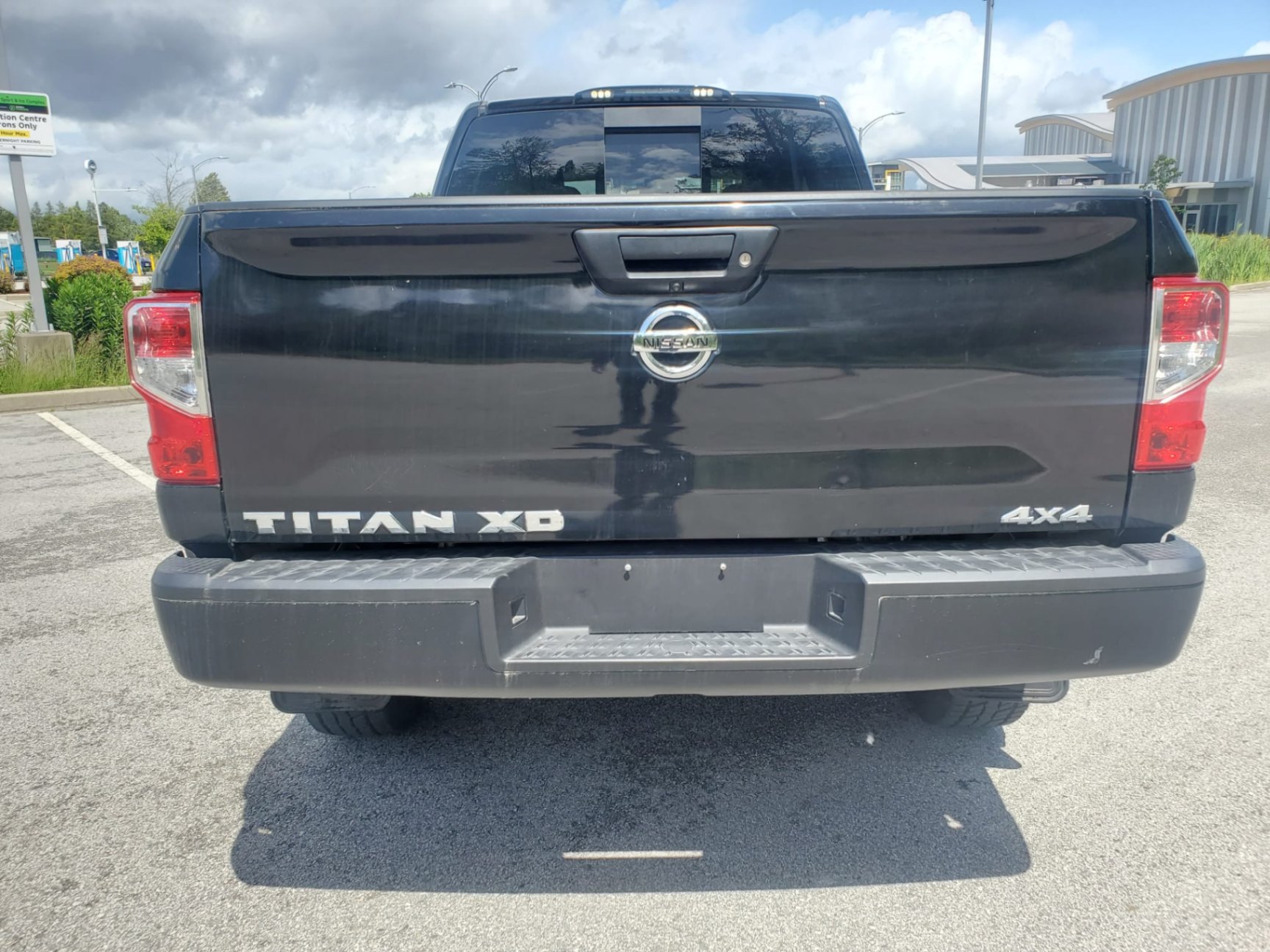 /joemotorltd1/2018-Nissan-TitanXD-06271549815895505.jpg