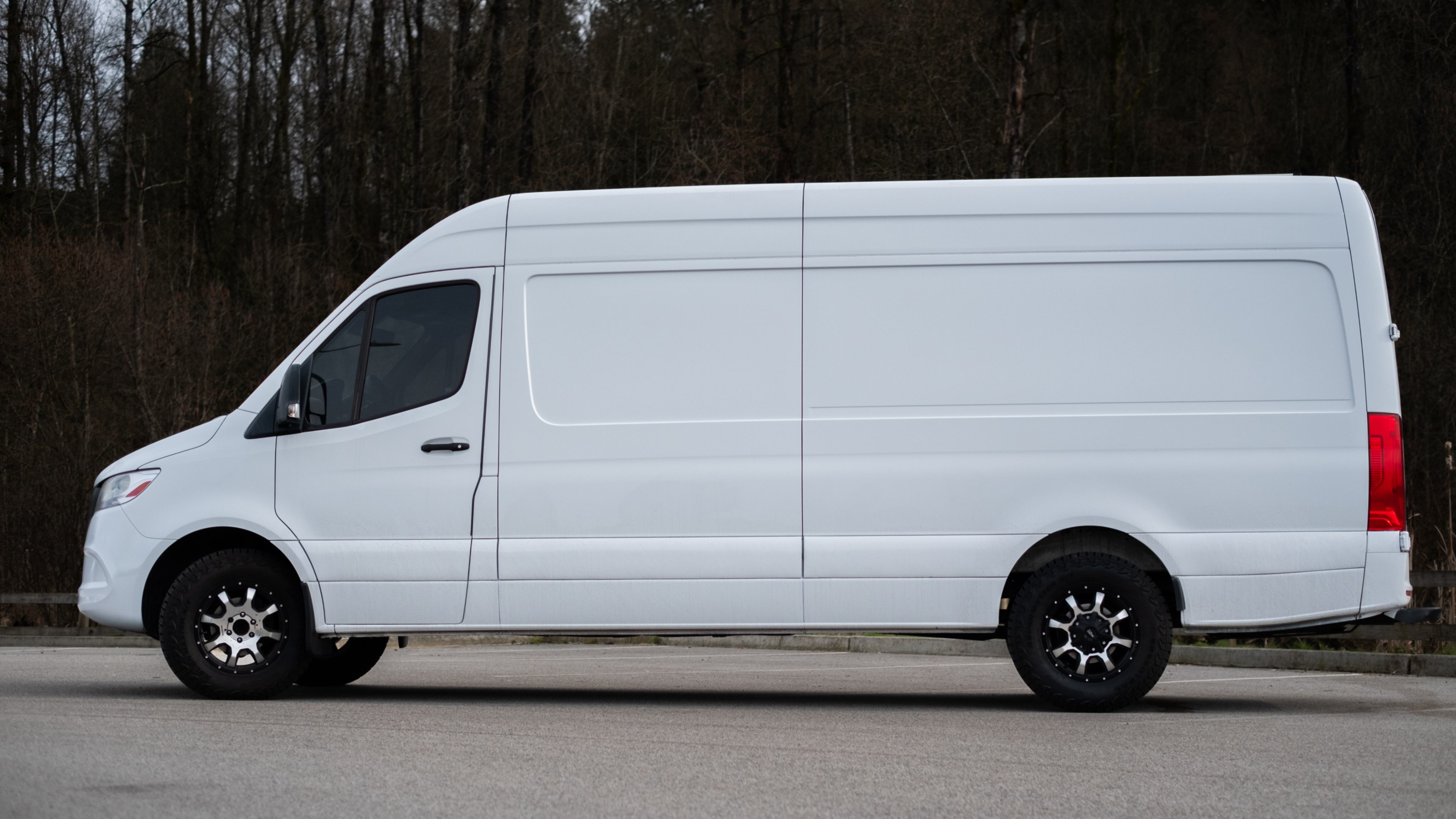 /joemotorltd1/2019-Mercedes-Benz-SprinterCargo-1637084540896192.jpg