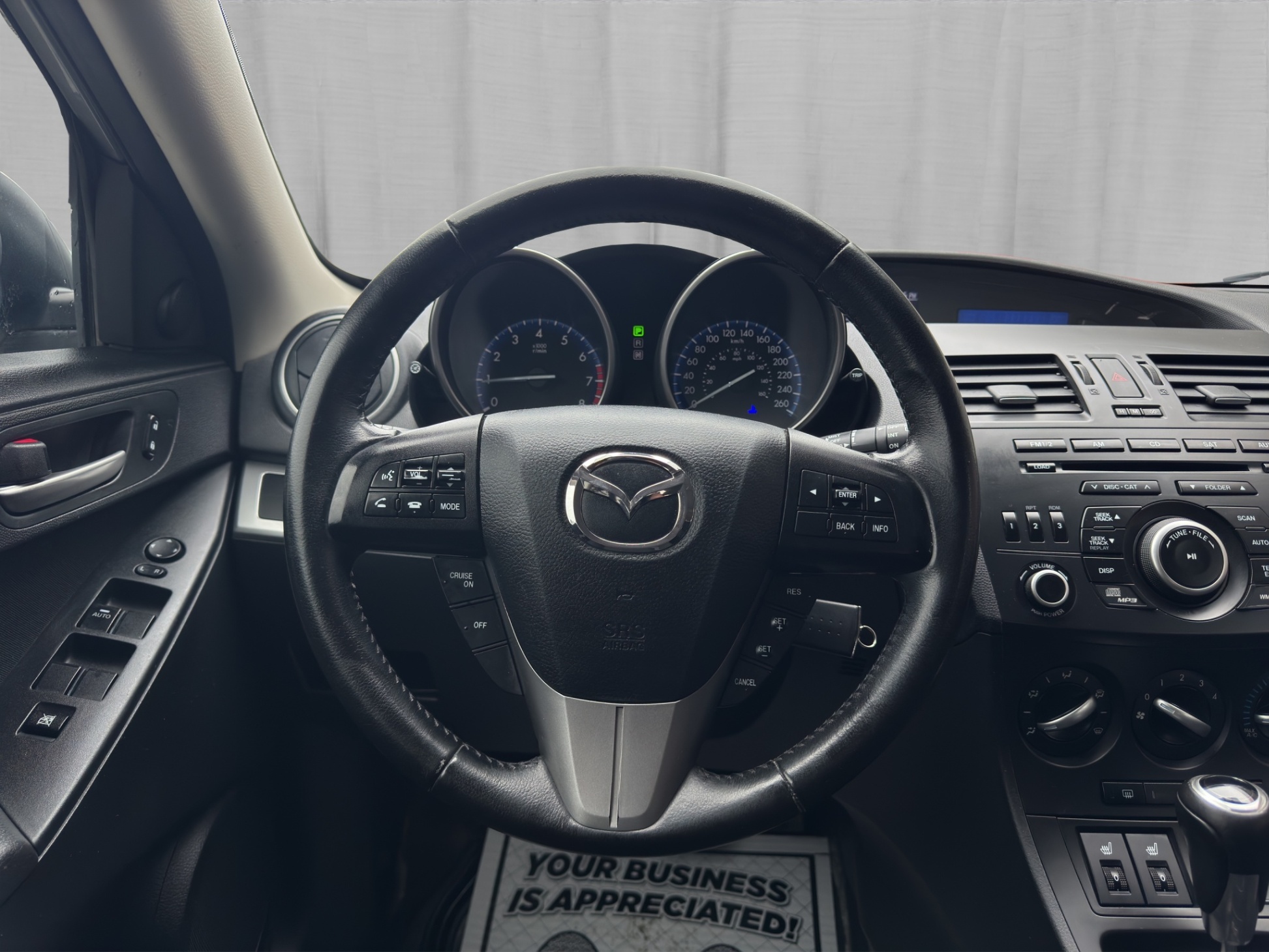 /kingsautoltd/2013-Mazda-Mazda3-08846914160708286.jpg