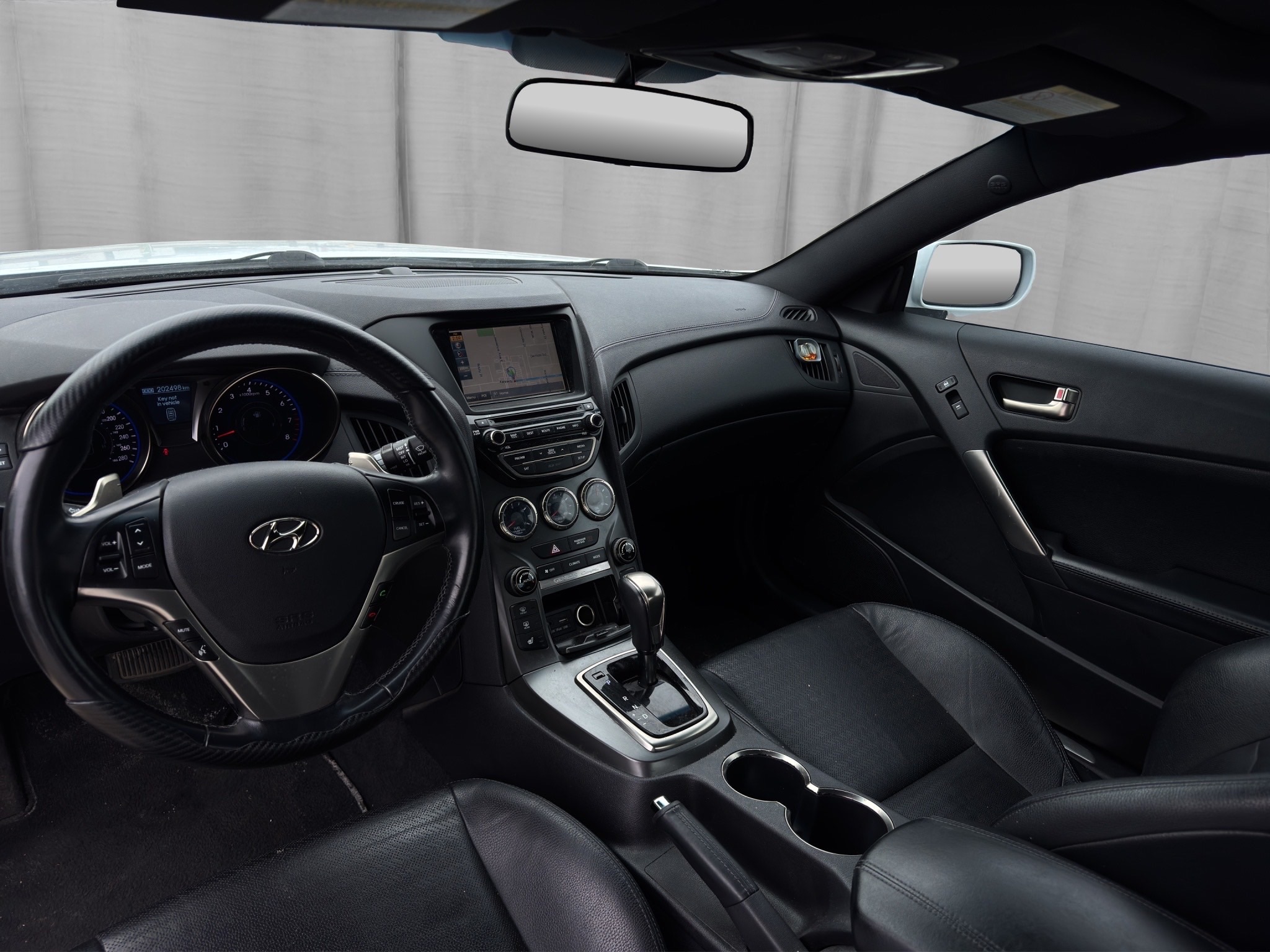 /kingsautoltd/2015-Hyundai-Genesis-0603179894018937.jpg