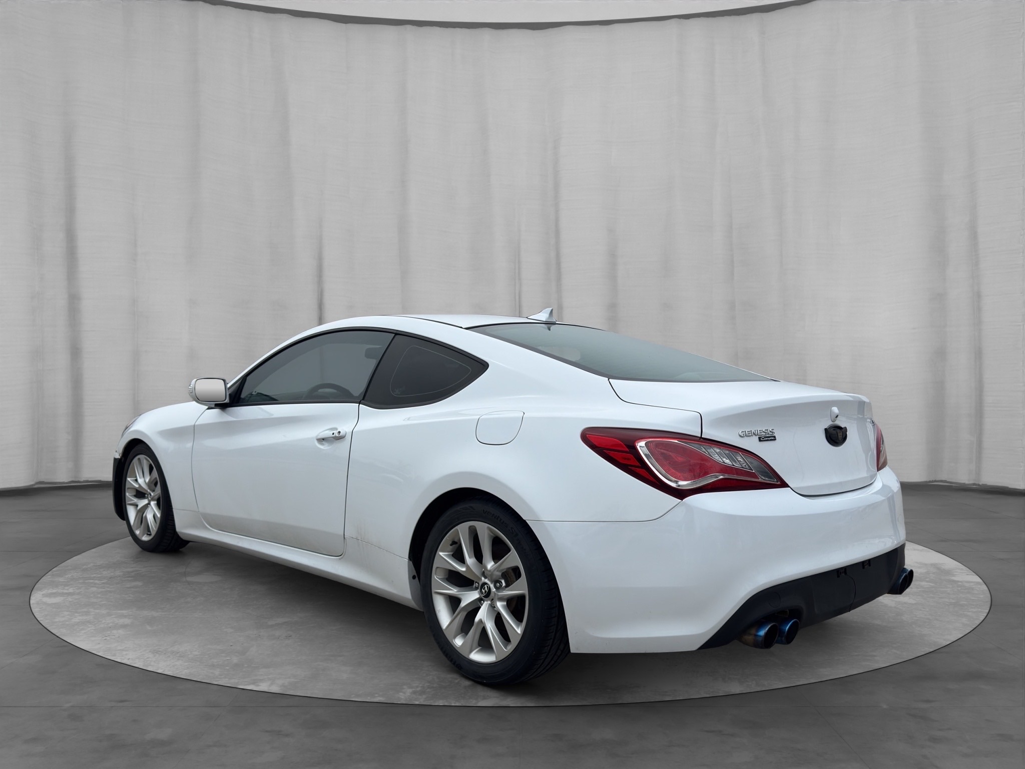 /kingsautoltd/2015-Hyundai-Genesis-9405772444247353.jpg