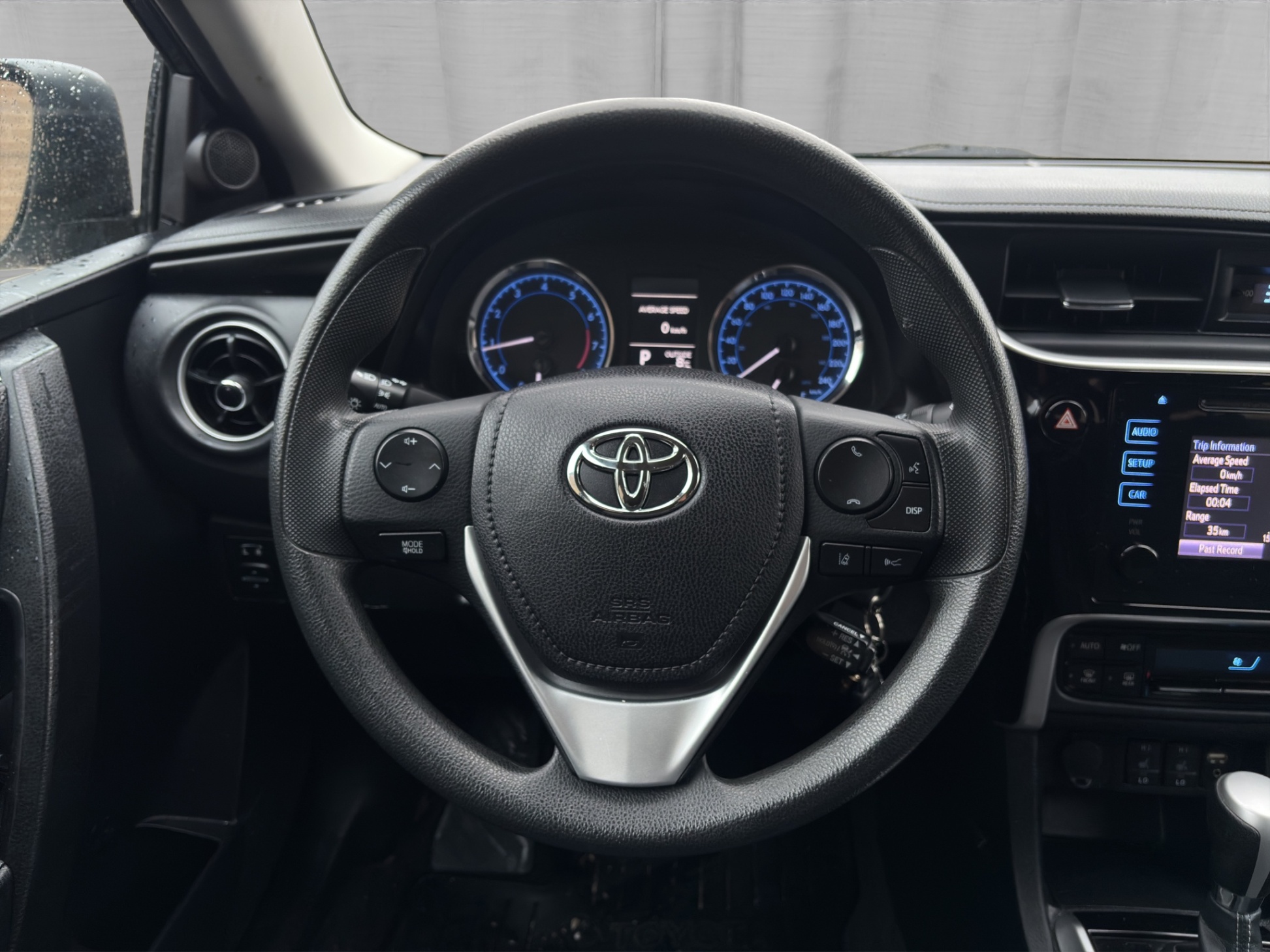 /kingsautoltd/2017-Toyota-Corolla-7522993603633672.jpg