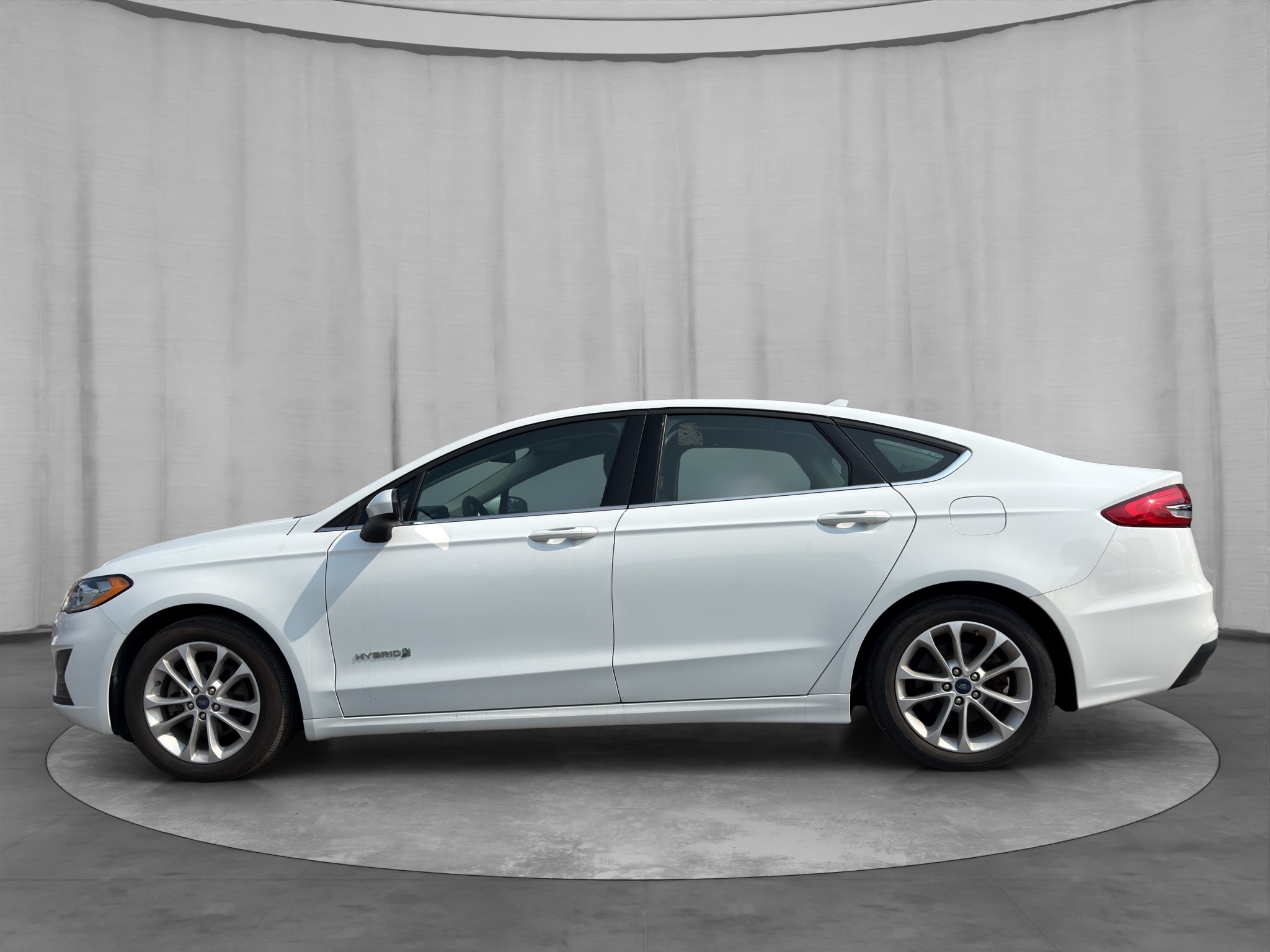 /kingsautoltd/2019-Ford-FusionHybrid-6506072527917799.jpg