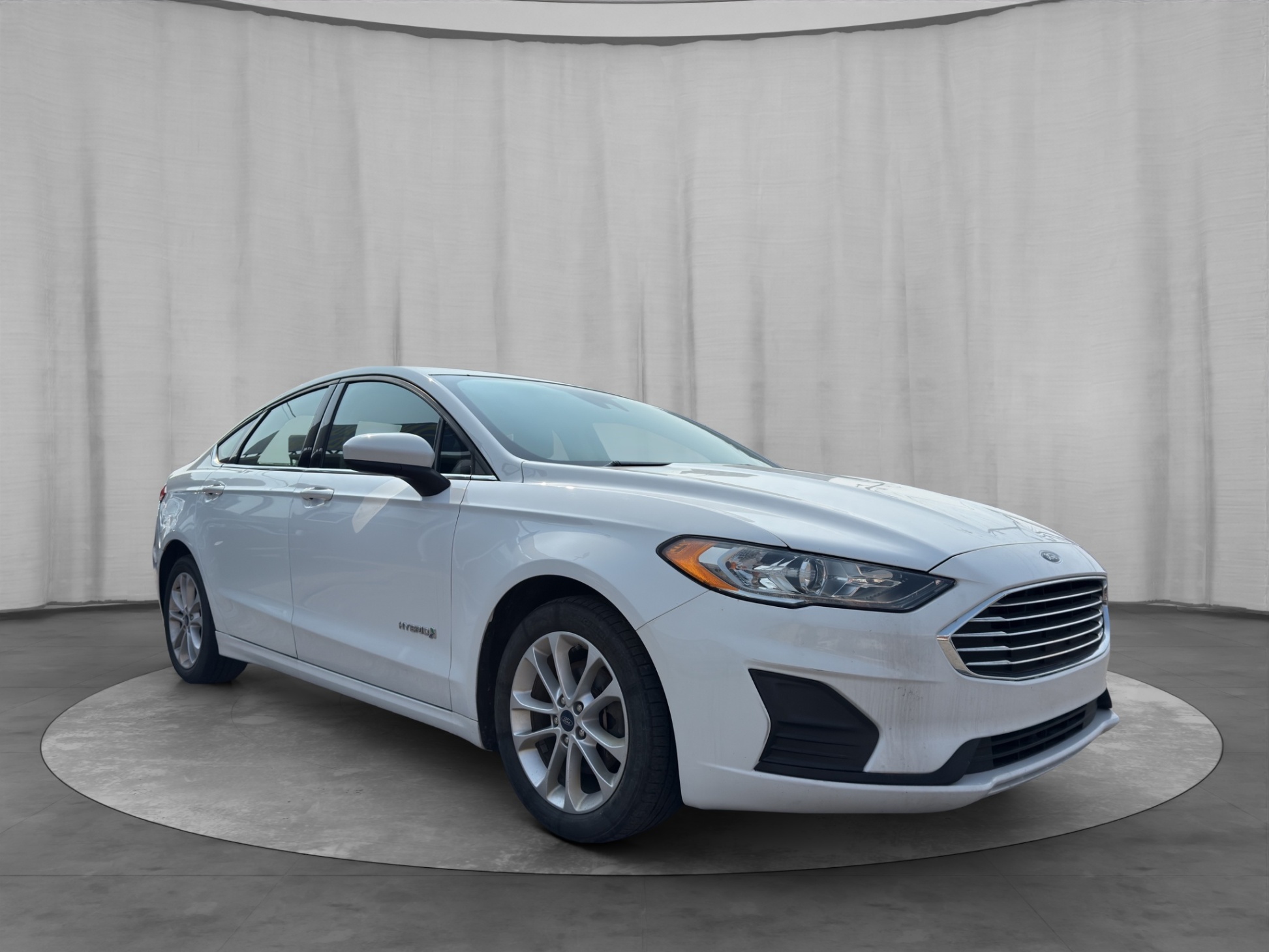 /kingsautoltd/2019-Ford-FusionHybrid-777192850936703.jpg