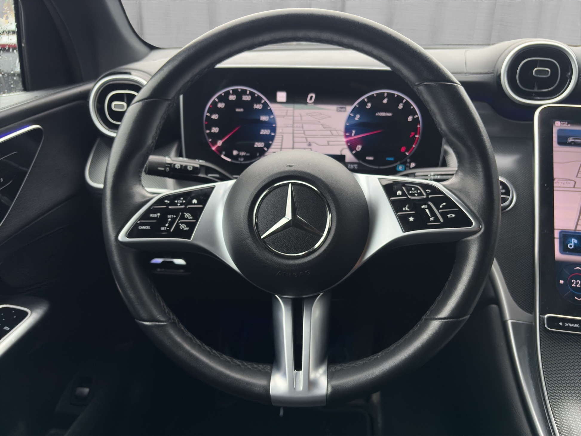 /kingsautoltd/2024-Mercedes-Benz-GLC-Class-18351382899586355.jpg